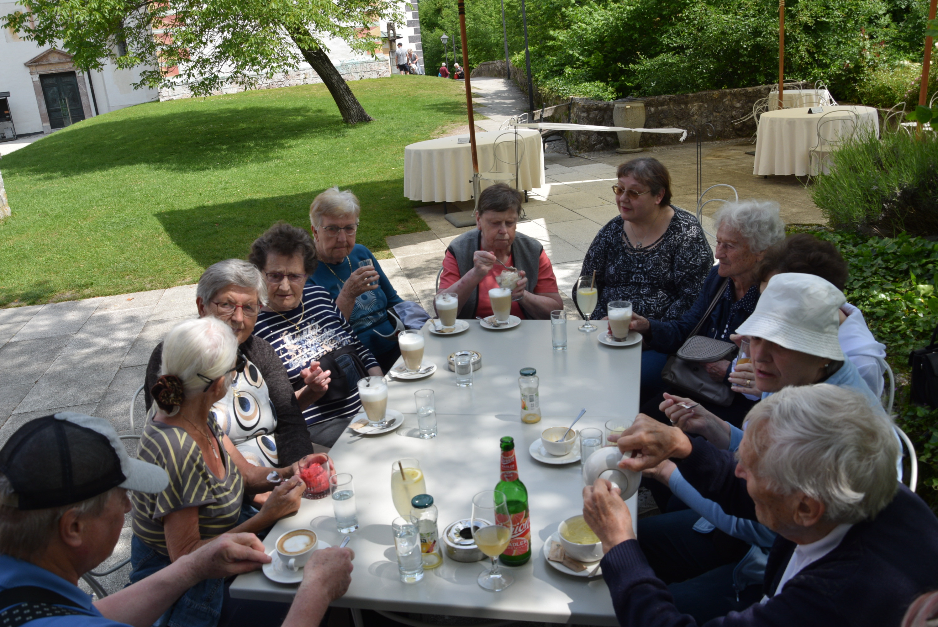 Izlet z ustvarjalci Bazarja