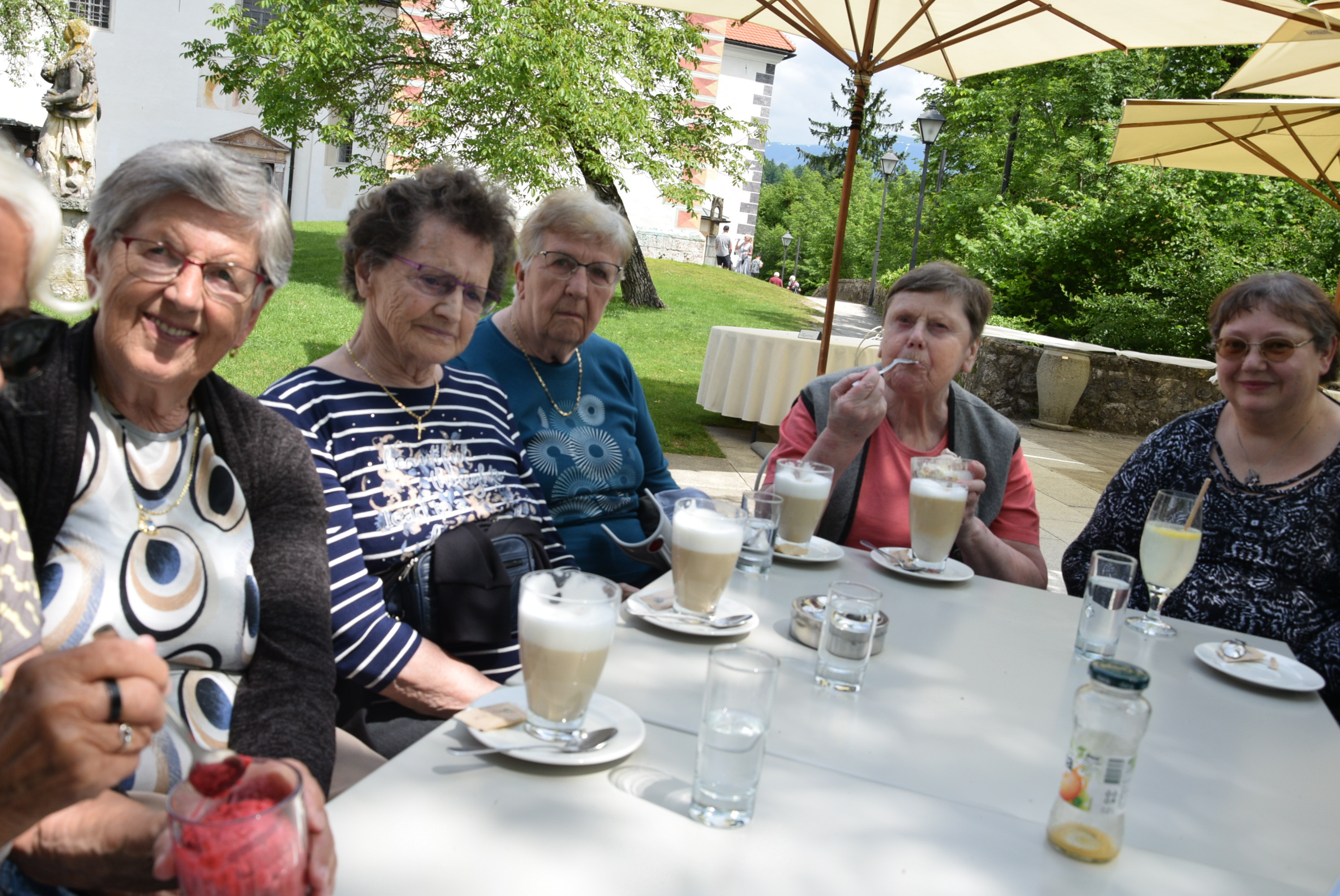 Izlet z ustvarjalci Bazarja