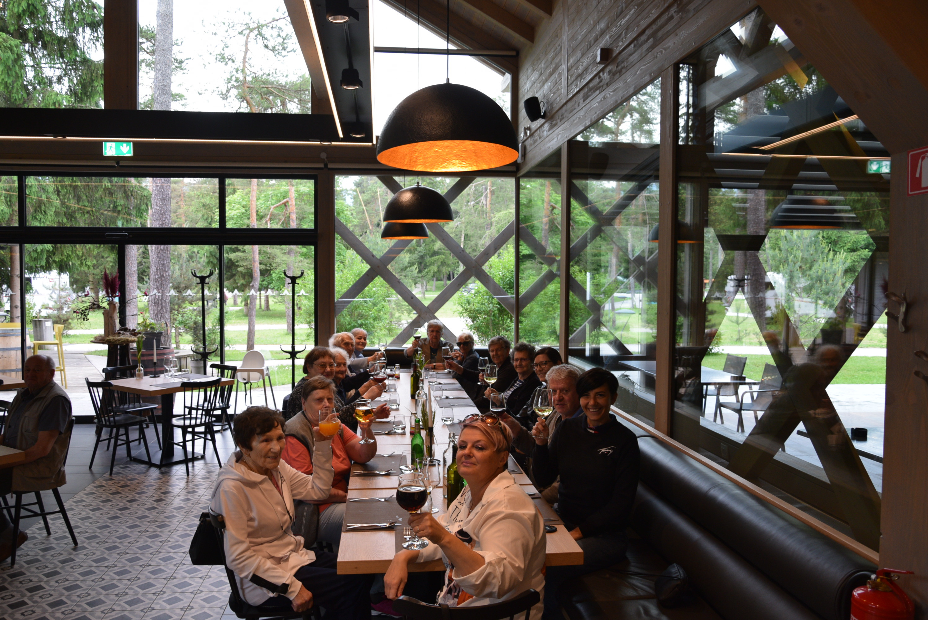 Izlet z ustvarjalci Bazarja