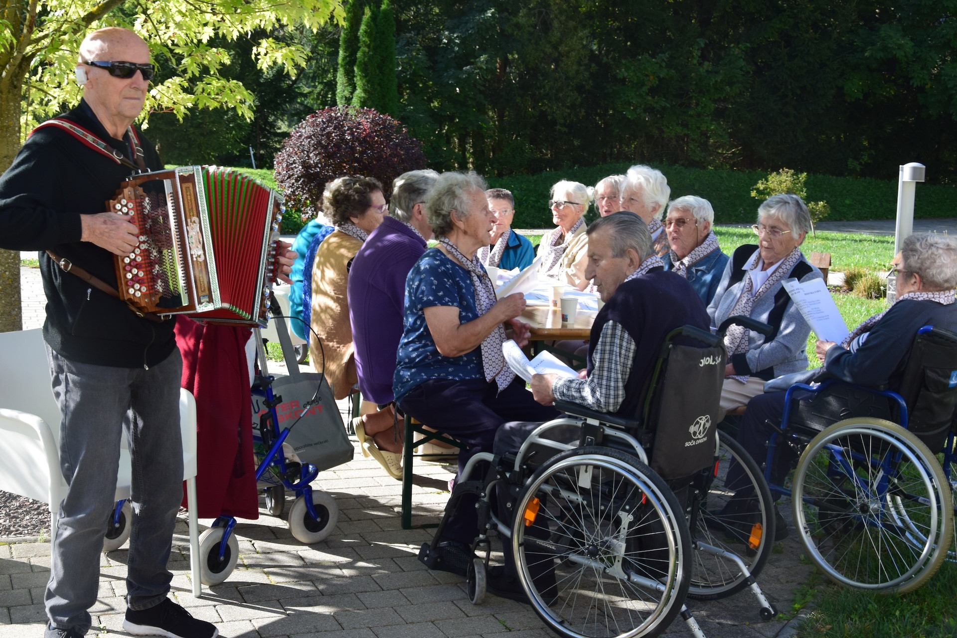 Jesenski piknik v parku