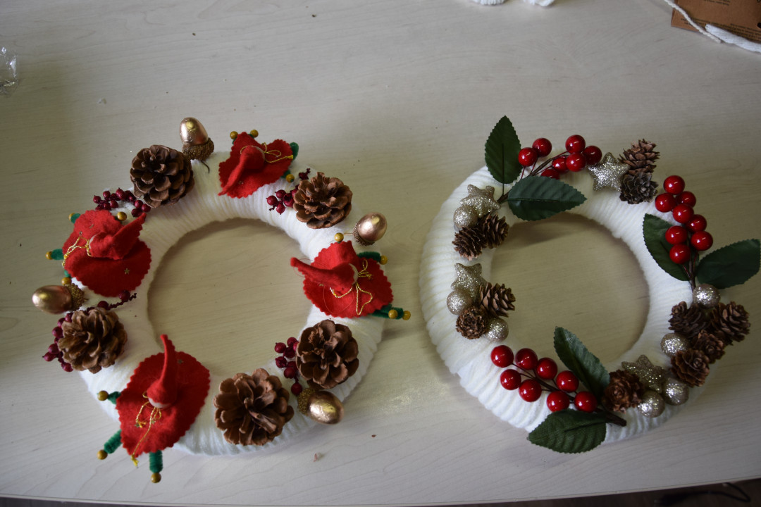 Kreativna delavnica: Izdelava adventnih vencev na skupini Deseti brat