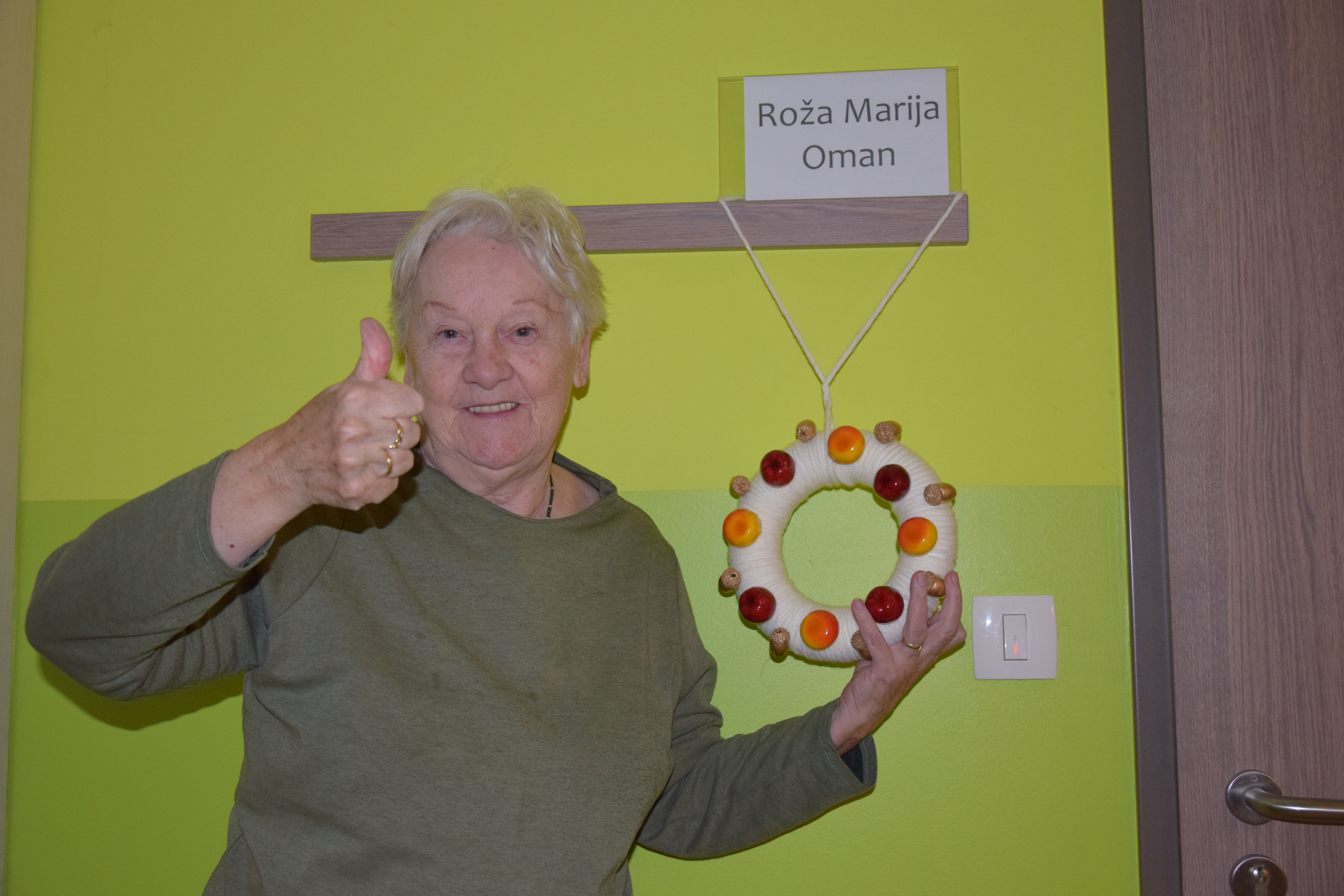 Kreativna delavnica: Izdelava adventnih vencev na skupini Deseti brat