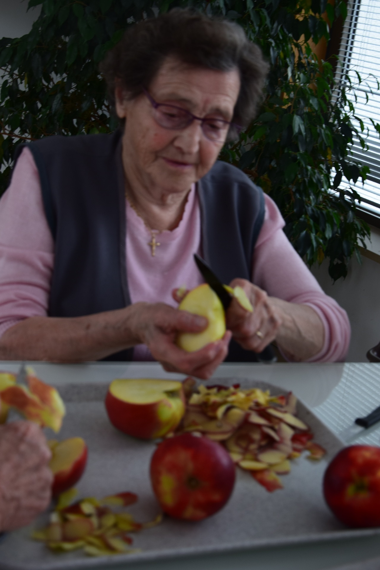 Kuhamo marmelado na skupini Na svoji zemlji