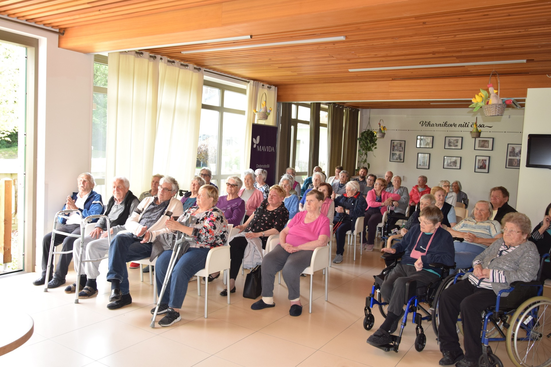 Literarno popoldne v avli - Zveza društev slepih in slabovidnih