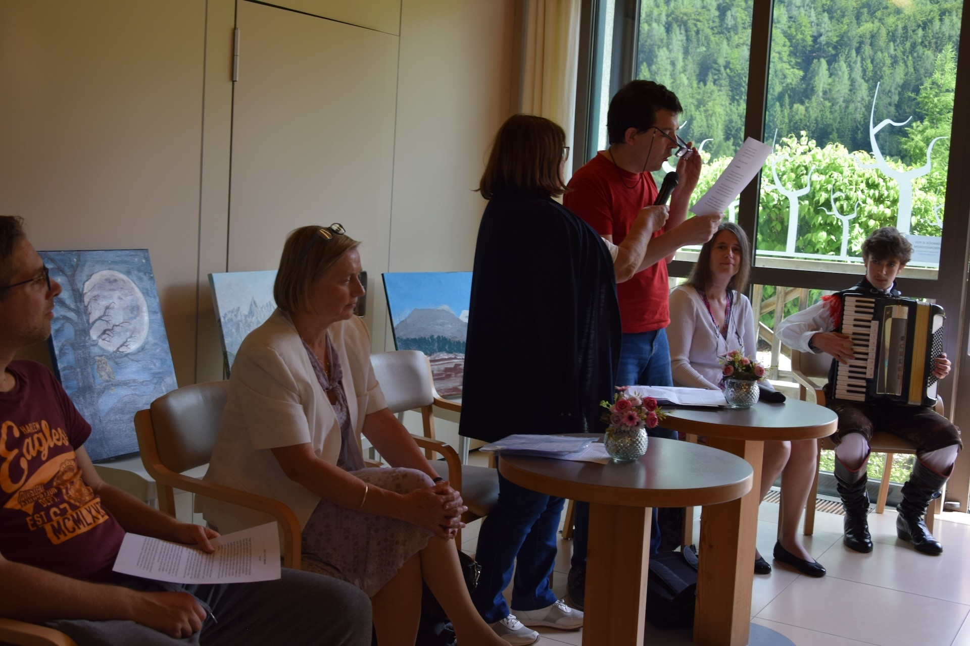 Literarno popoldne v avli - Zveza društev slepih in slabovidnih