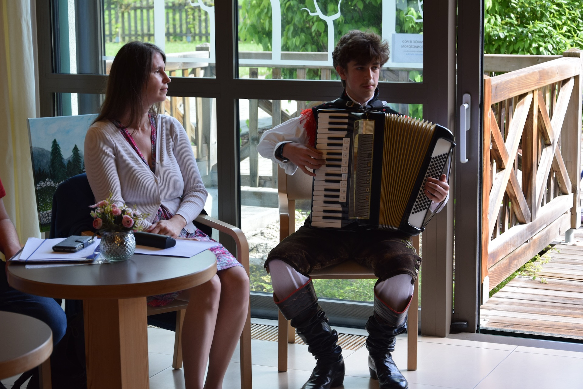 Literarno popoldne v avli - Zveza društev slepih in slabovidnih