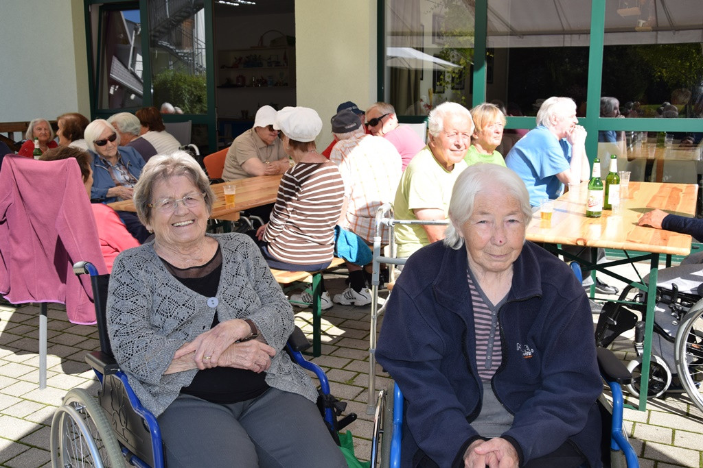 Marnjanje pr’ kofet v Viharniku