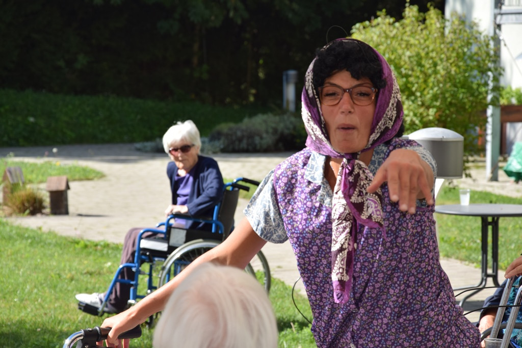 Marnjanje pr’ kofet v Viharniku