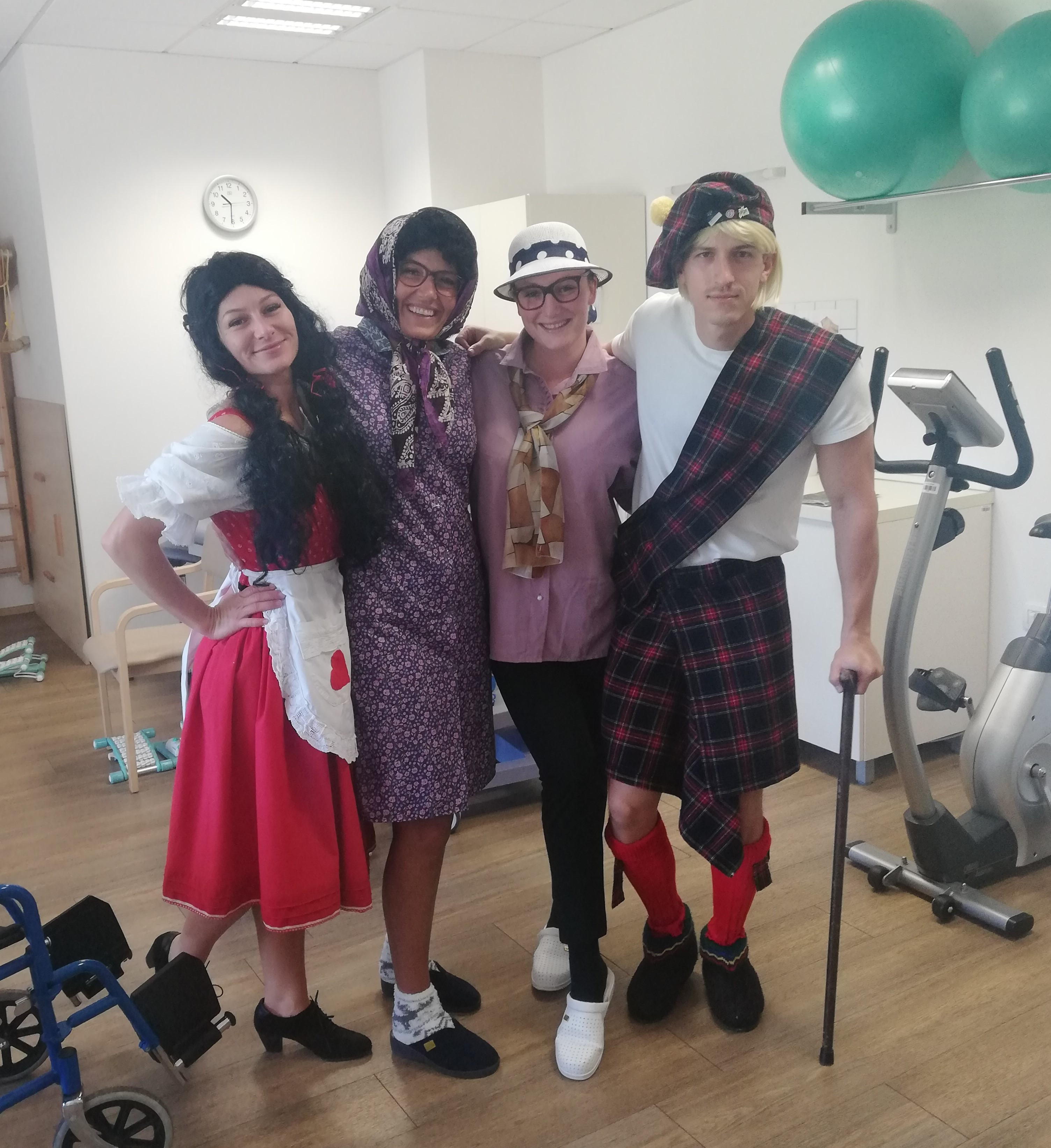 Marnjanje pr’ kofet v Viharniku