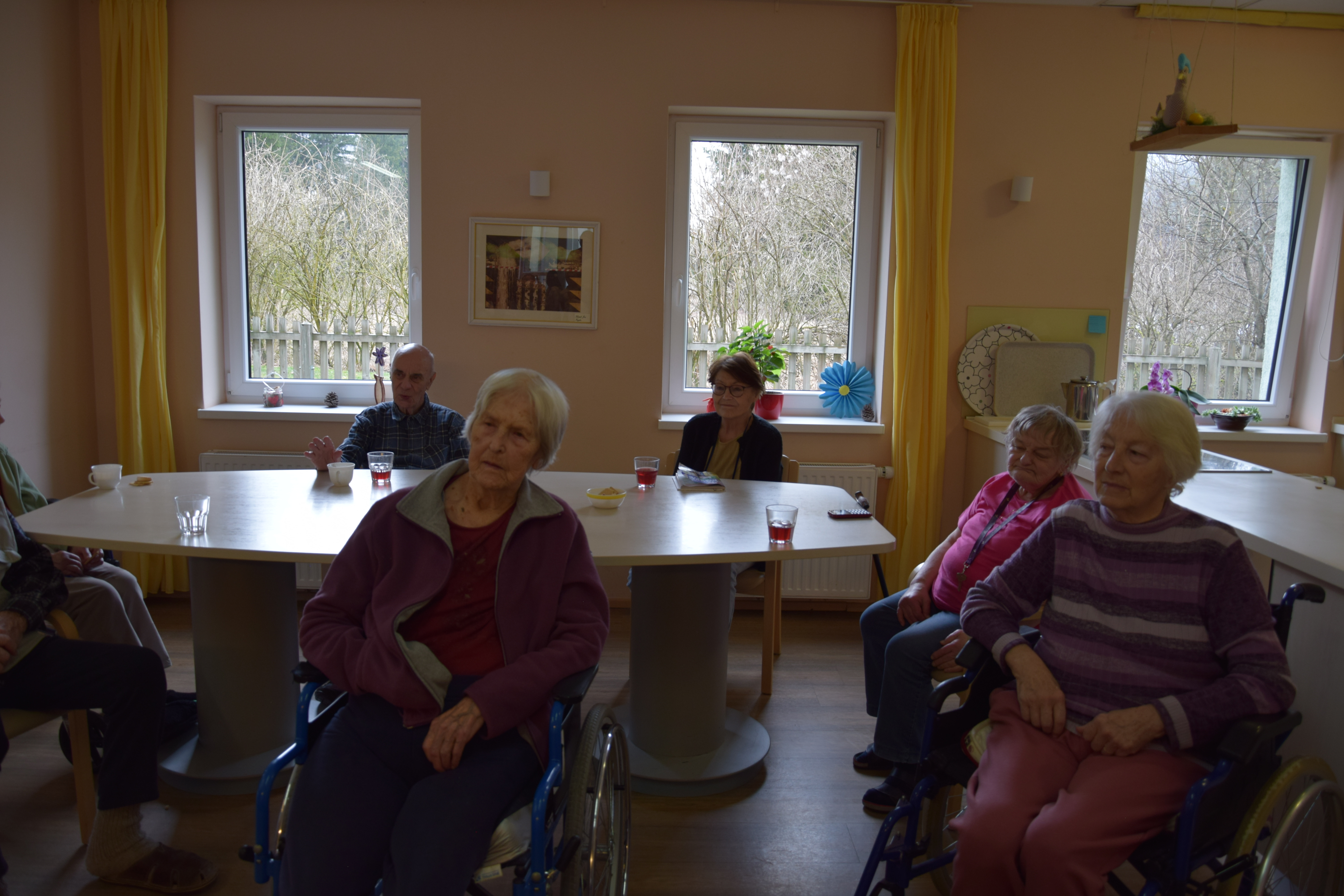 Materinski dan: Obisk otrok iz vrtca Kranjska Gora