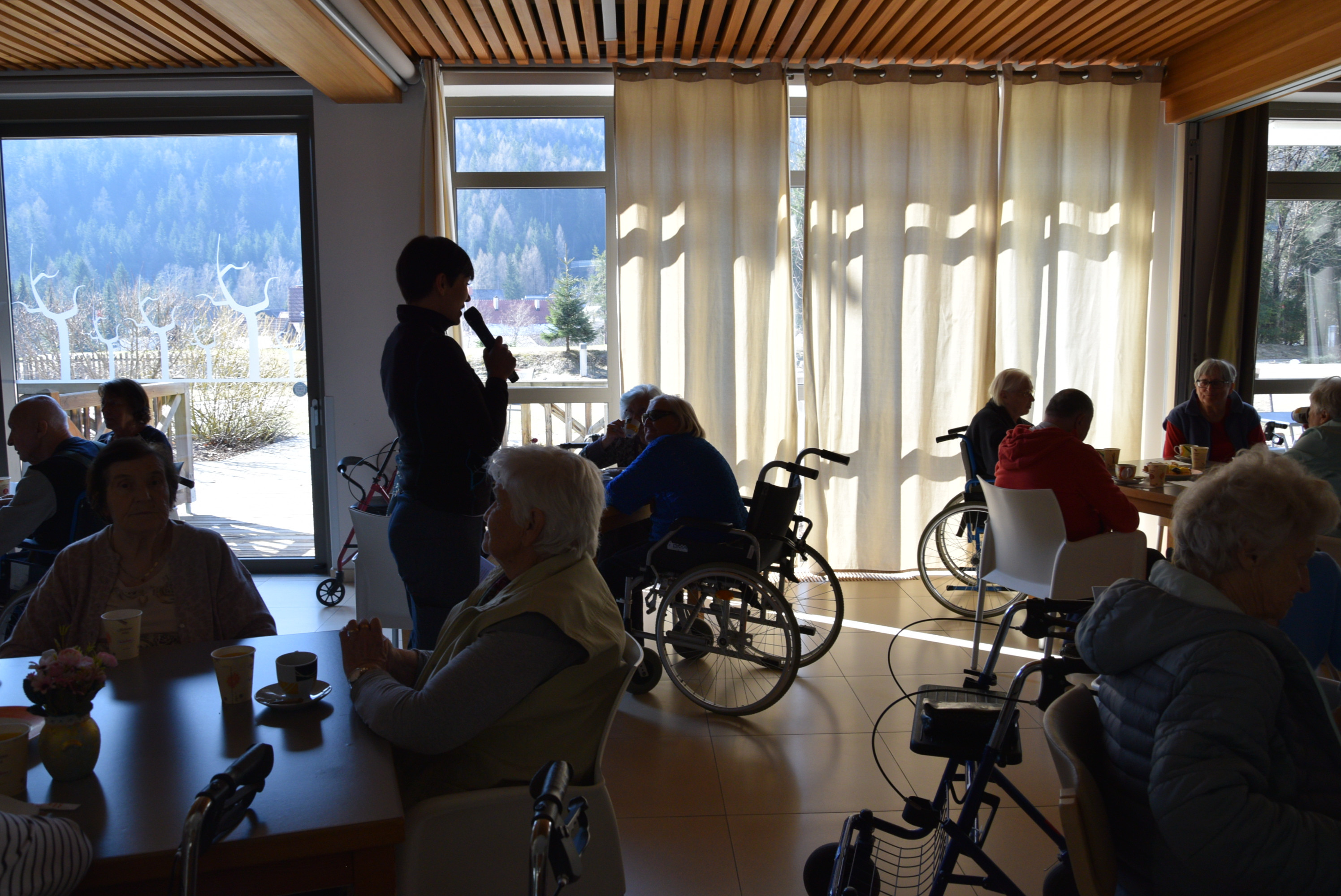 Materinski veseli petek