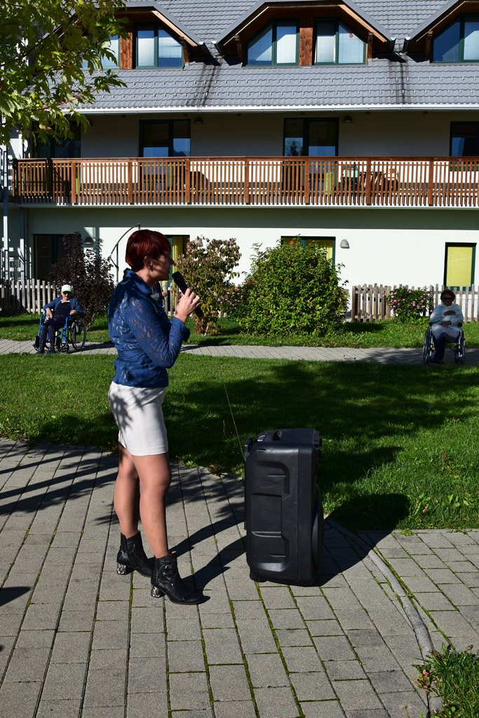 Mednarodni dan starejših v domu Viharnik