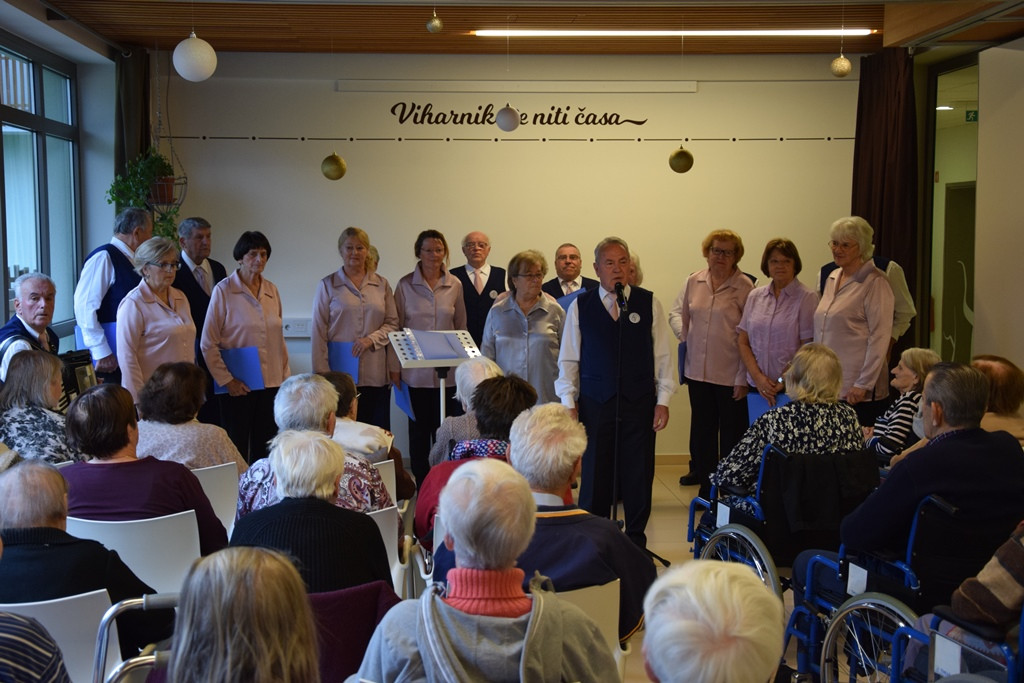 Mešani pevski zbor Slavček