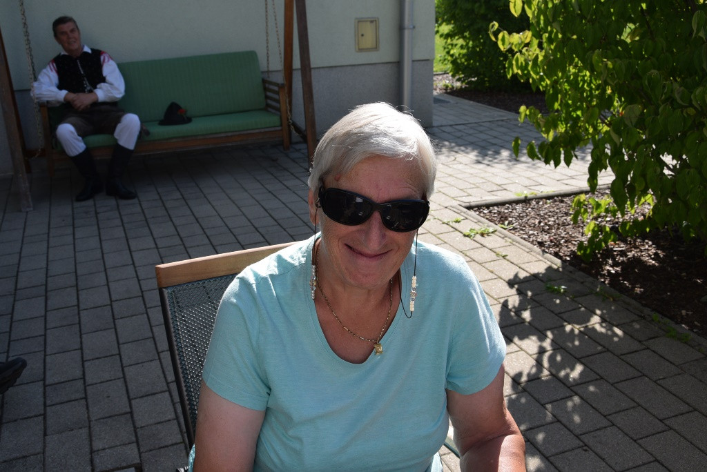 Nastop folklorne skupine Bled