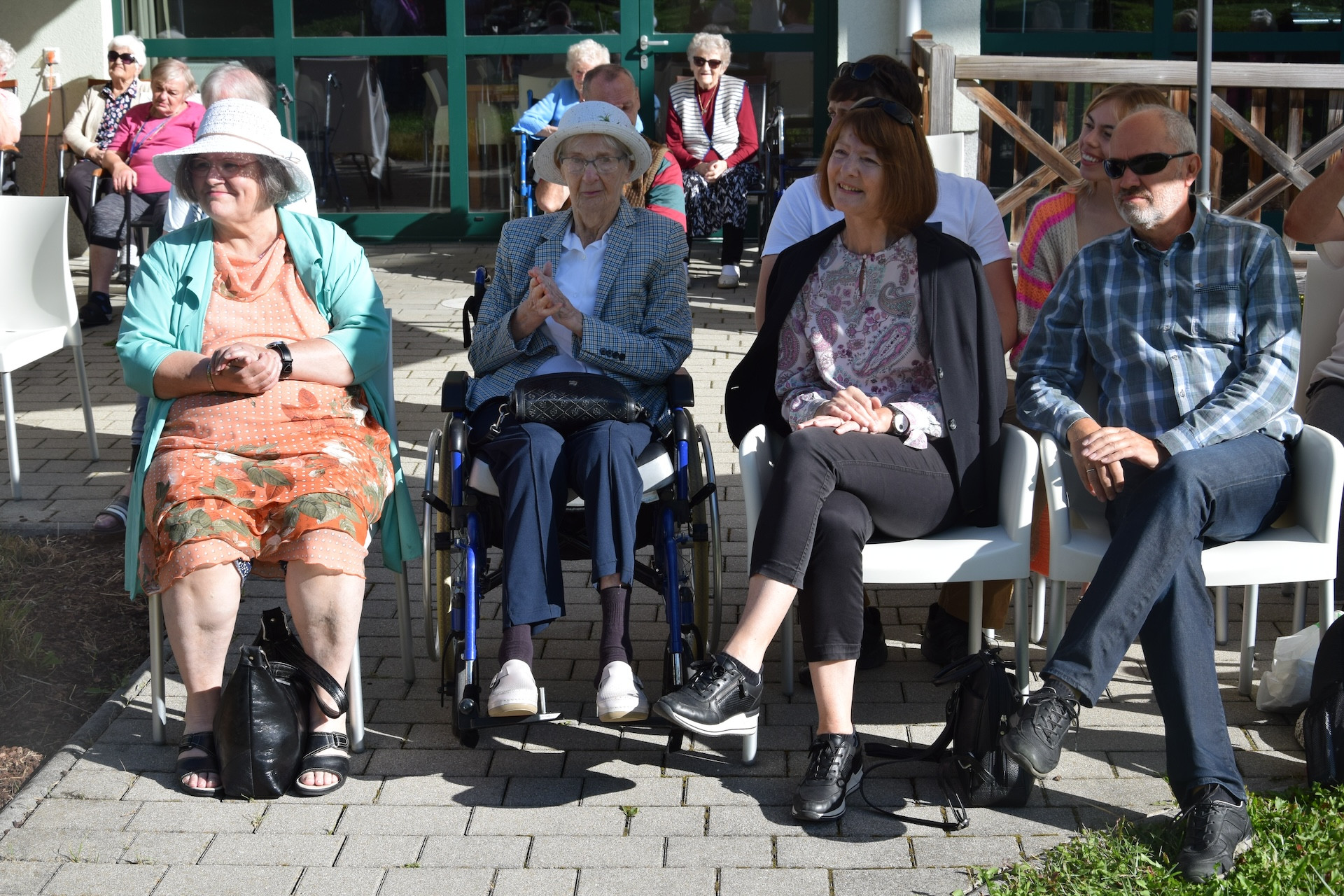 Nastop folklorne skupine Bled