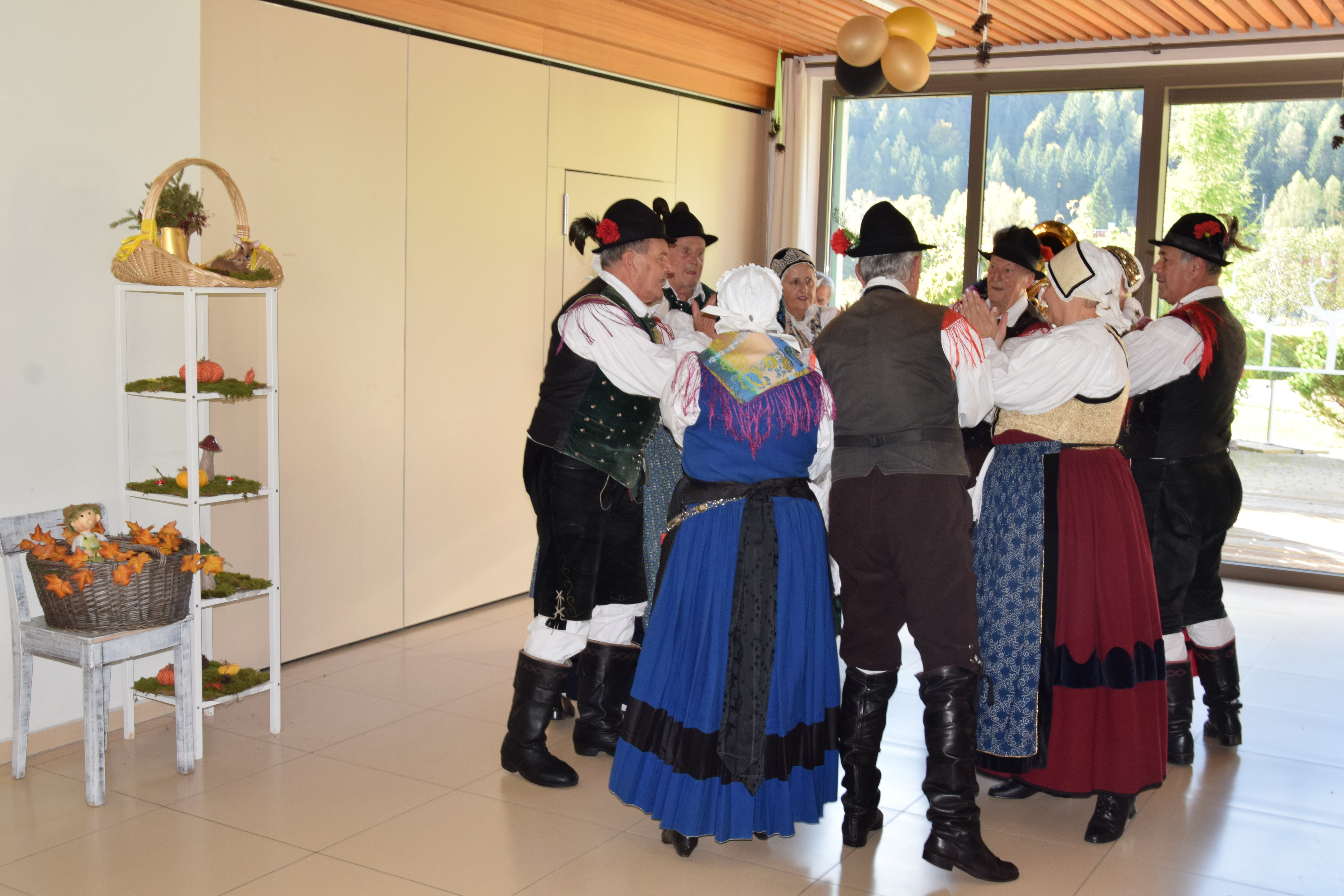 Nastop folklorne skupine Juliana