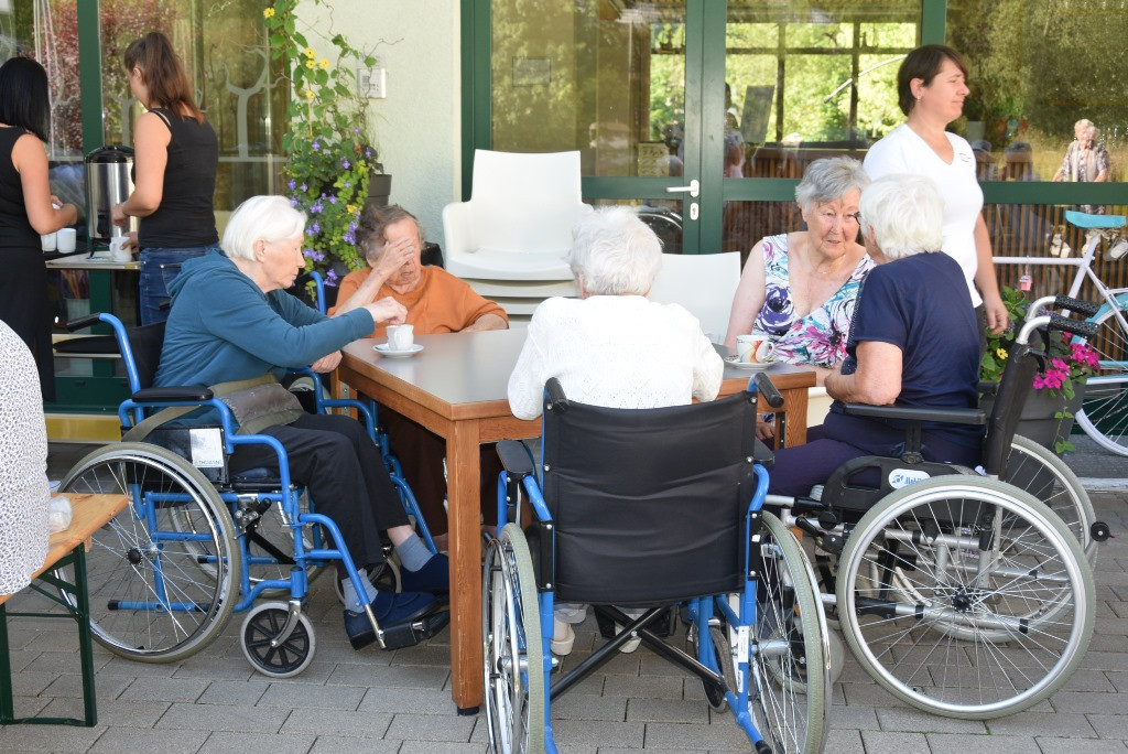 Nastop folklorne skupine KPD Lesce