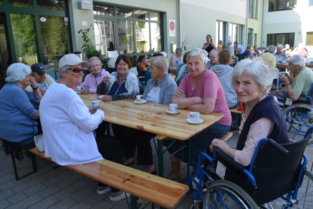 Nastop folklorne skupine KPD Lesce