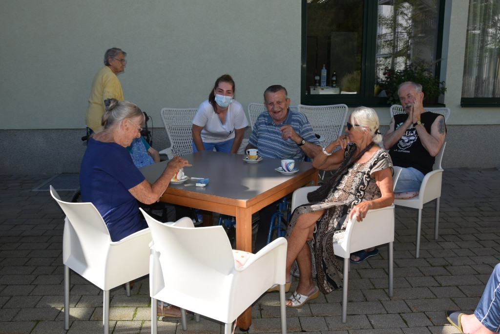 Nastop folklorne skupine KPD Lesce