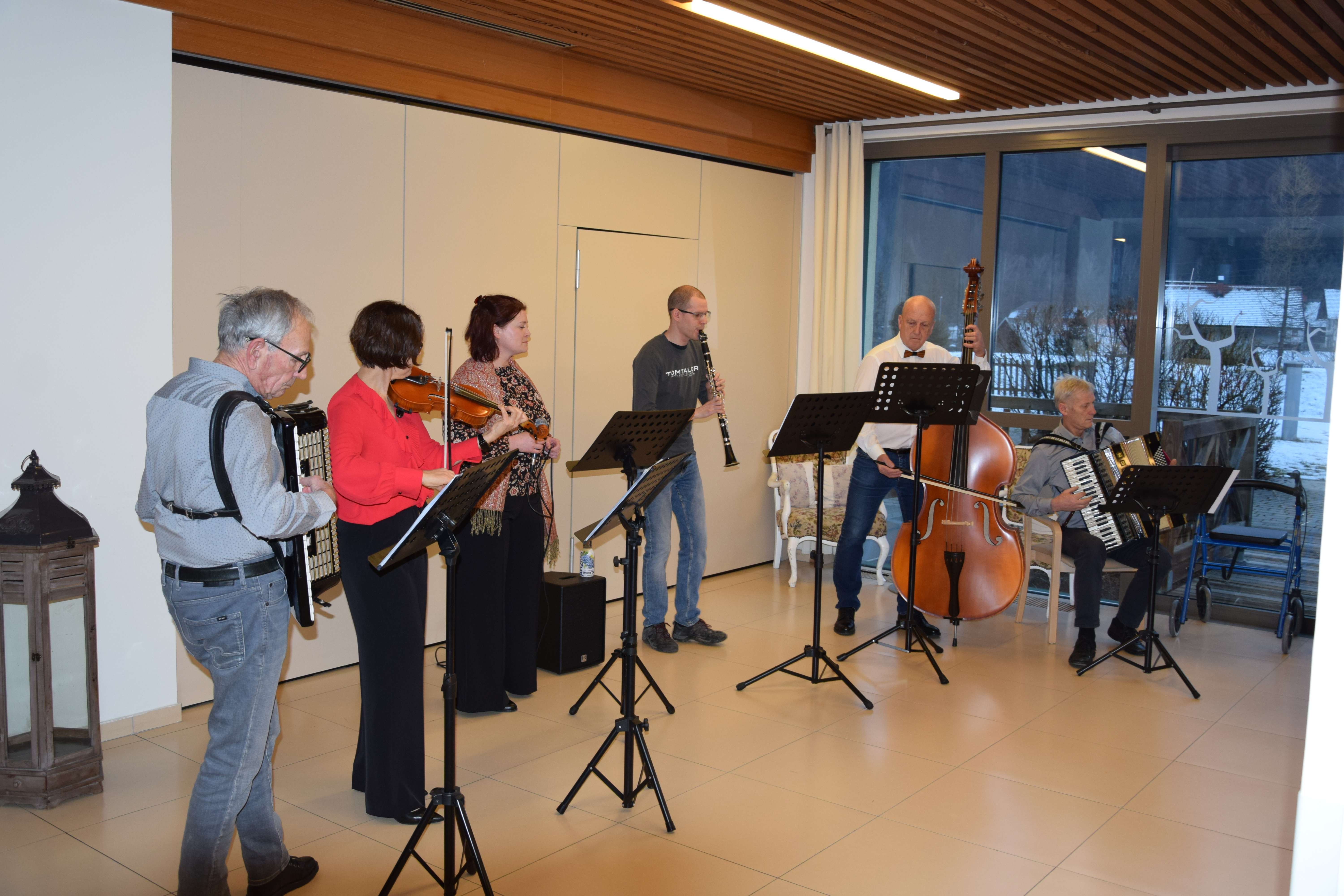 Nastop godčevske skupine Suhe hruške