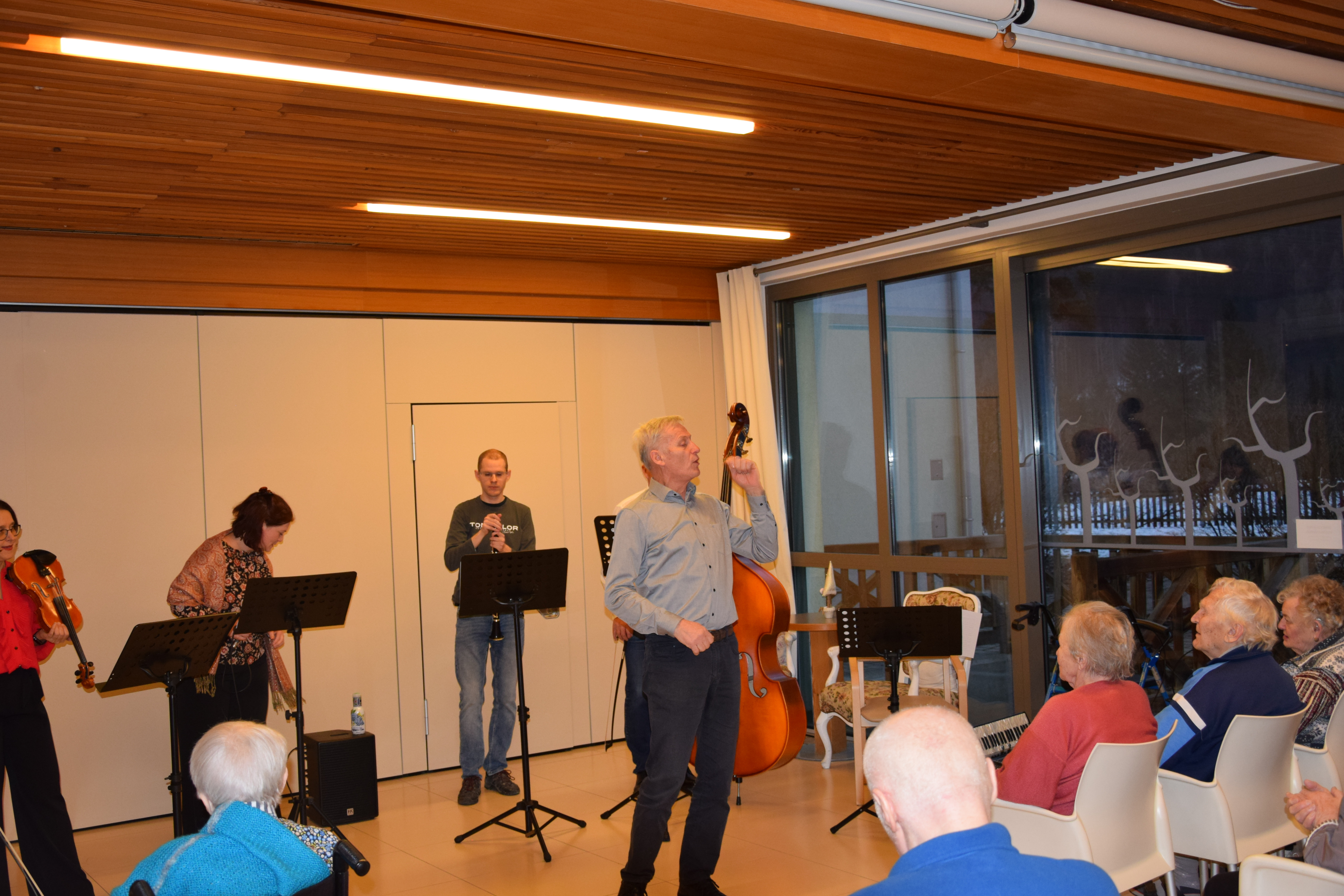 Nastop godčevske skupine Suhe hruške