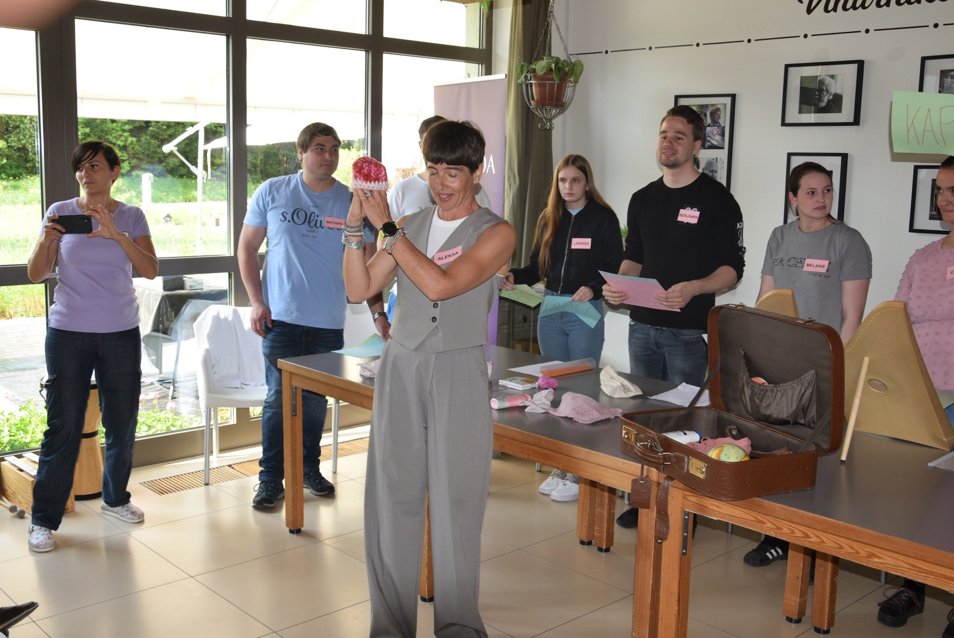 Nastop Koroških študentk v avli