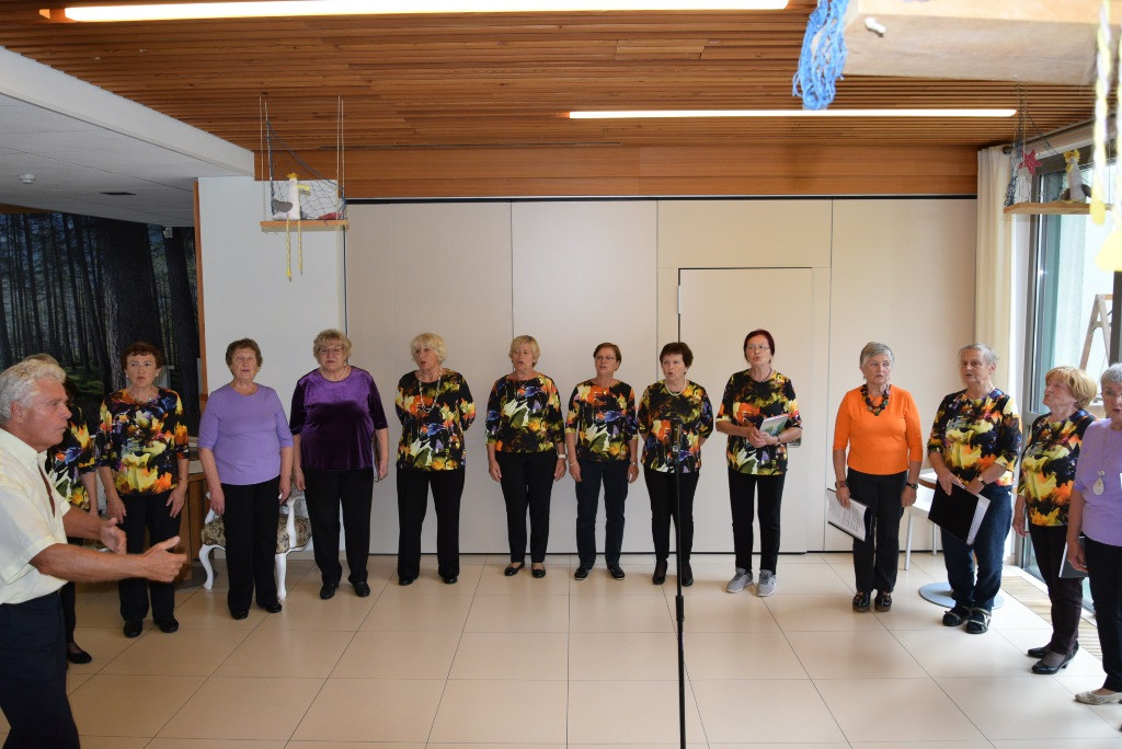 Nastop pevskega zbora Večerna zarja