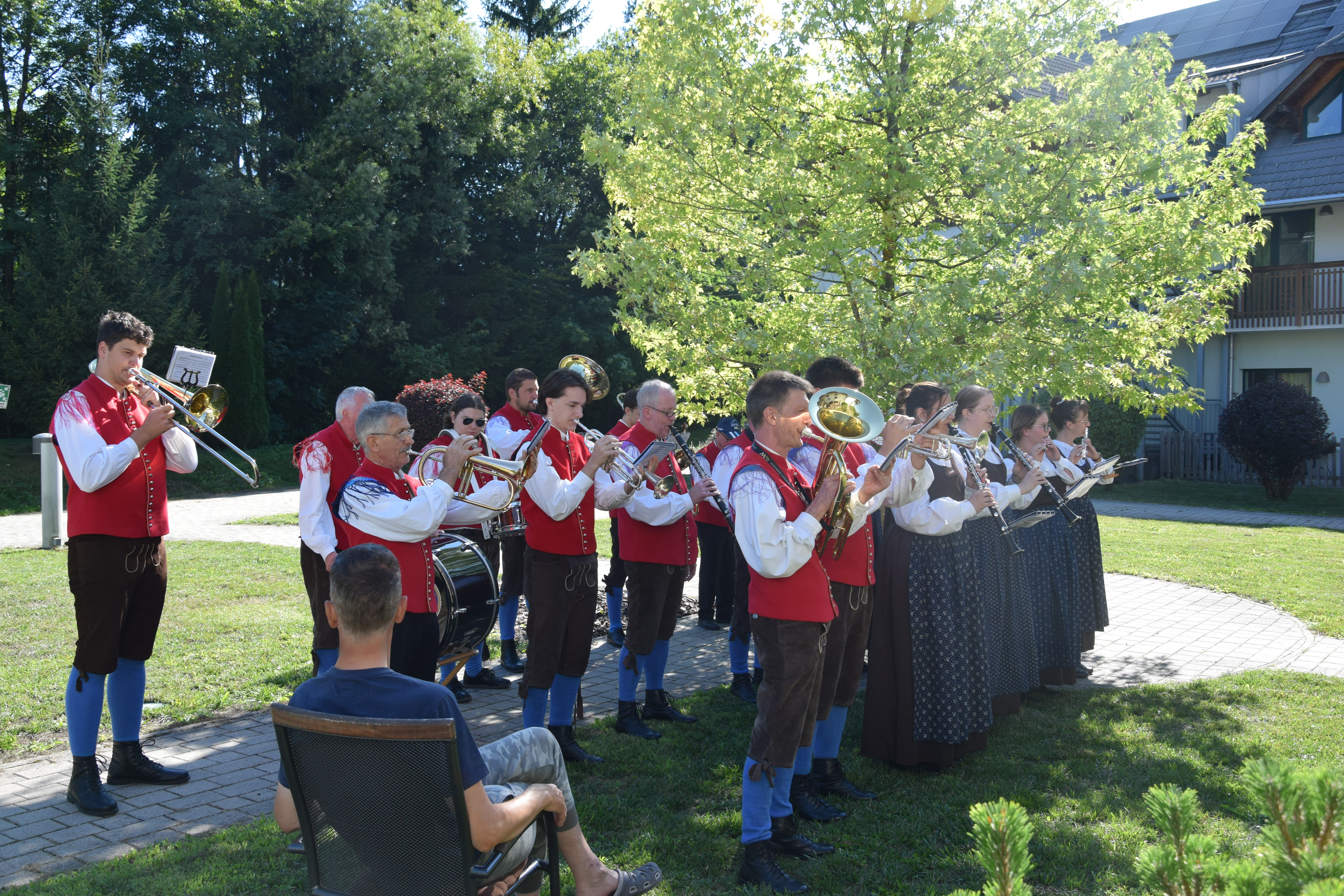 Nastop pihalnega orkestra