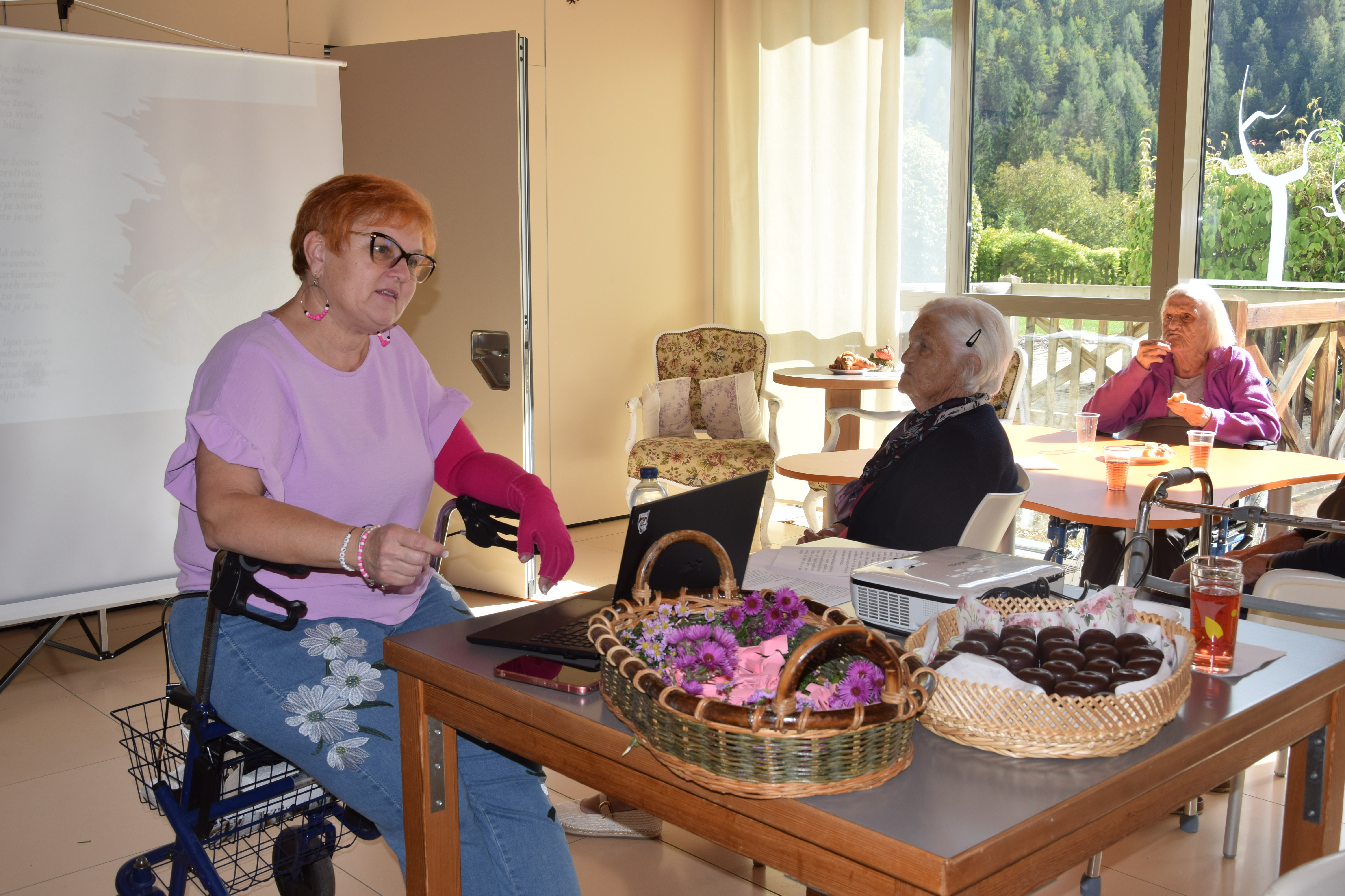 Nastop rožnata poezija