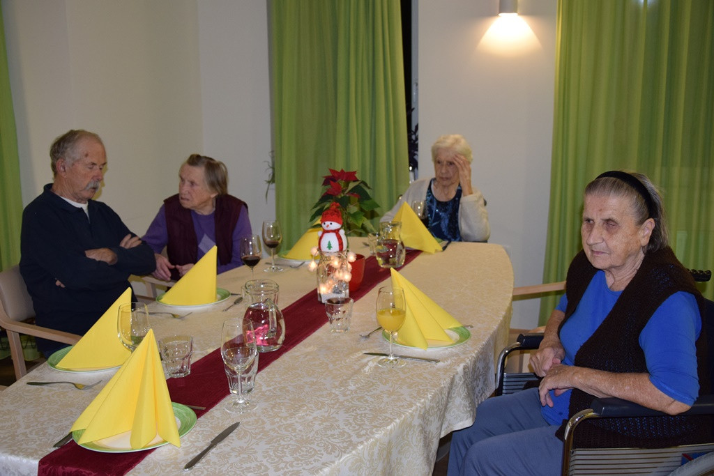 Novoletna zabava v domu Viharnik