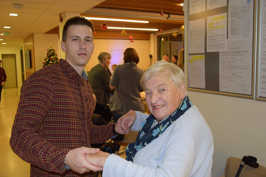 Novoletna zabava v domu Viharnik