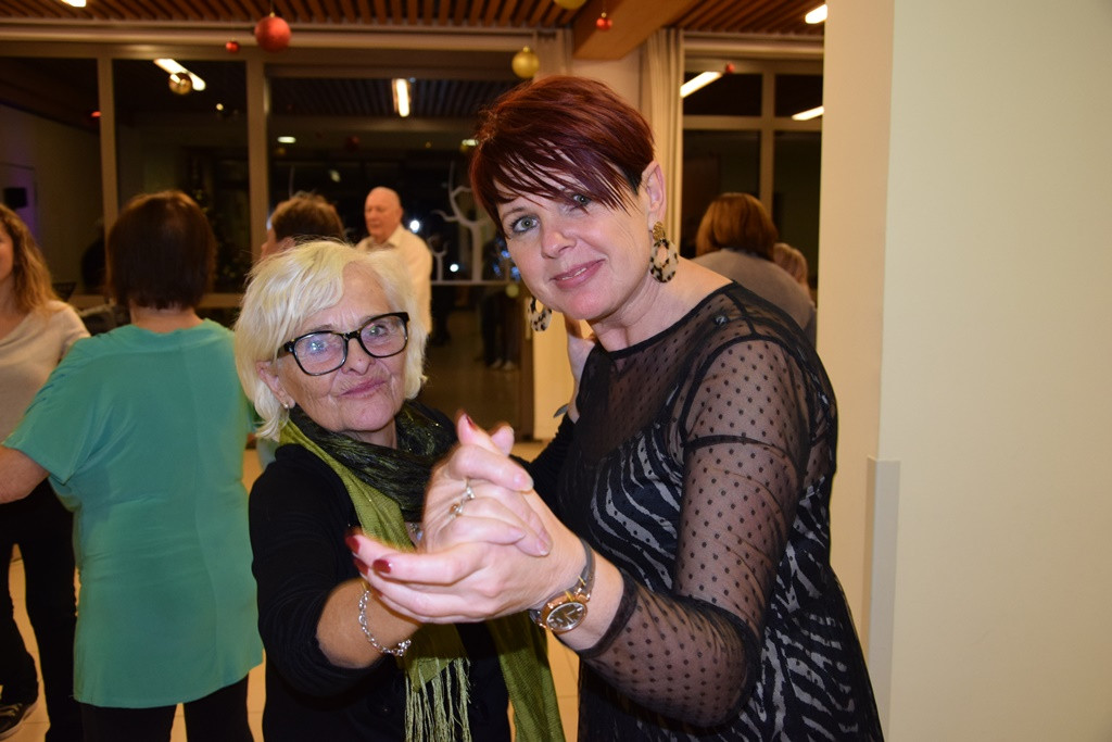 Novoletna zabava v domu Viharnik