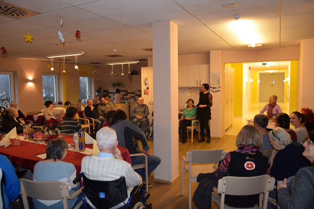 Novoletna zabava v domu Viharnik