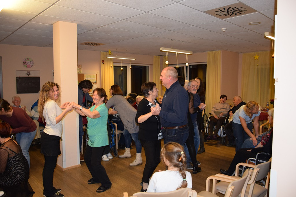 Novoletna zabava v domu Viharnik