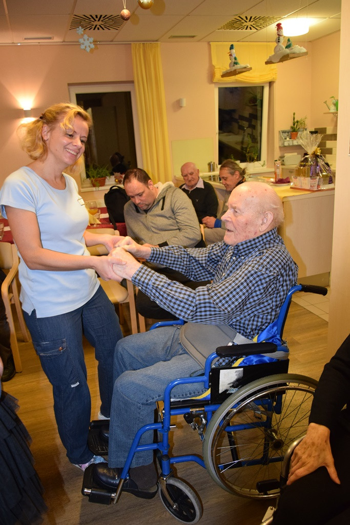 Novoletna zabava v domu Viharnik