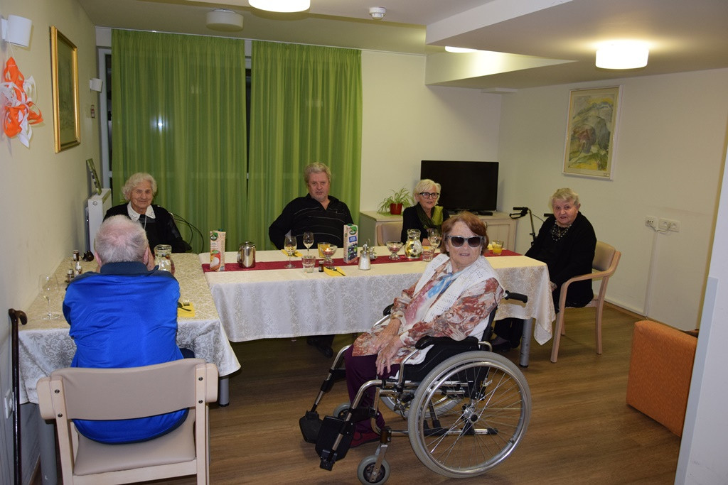 Novoletna zabava v domu Viharnik