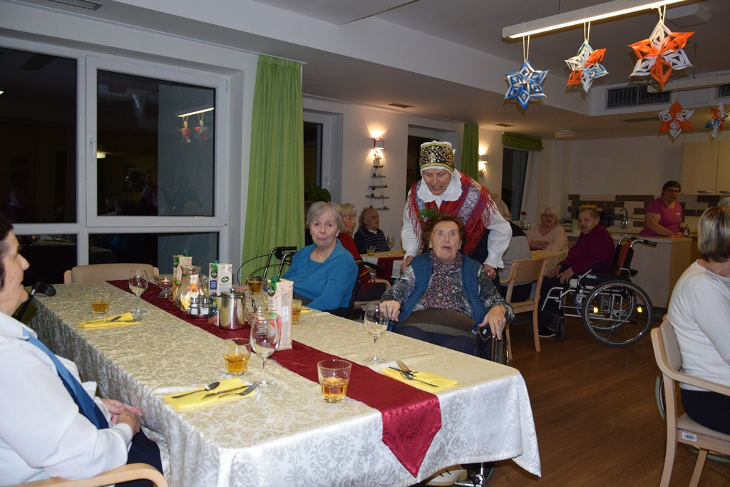 Novoletna zabava v domu Viharnik