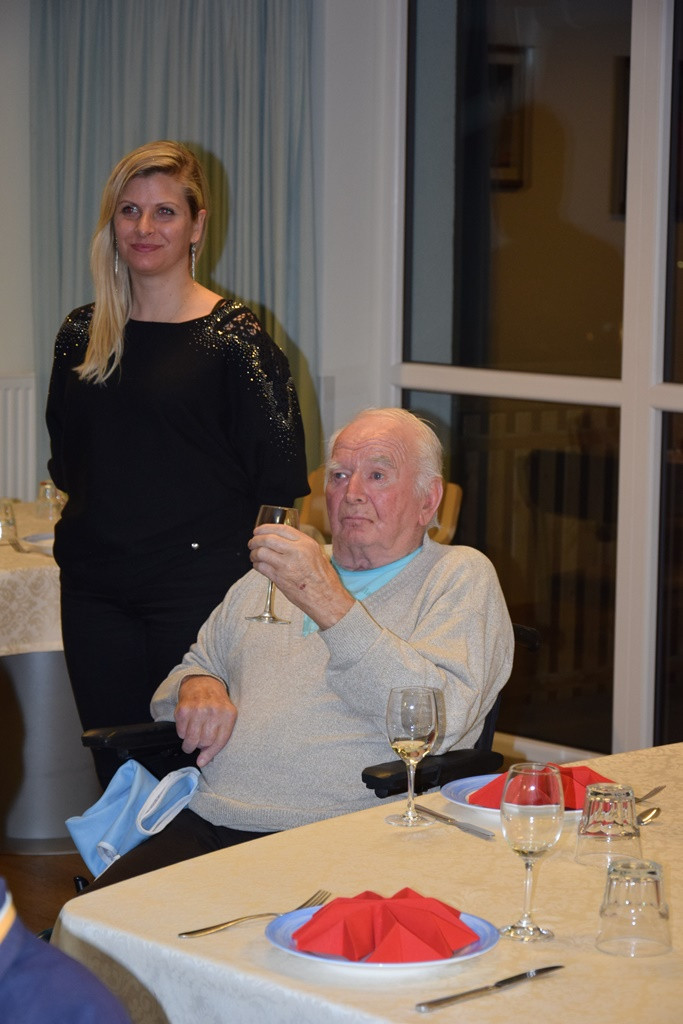 Novoletna zabava v domu Viharnik