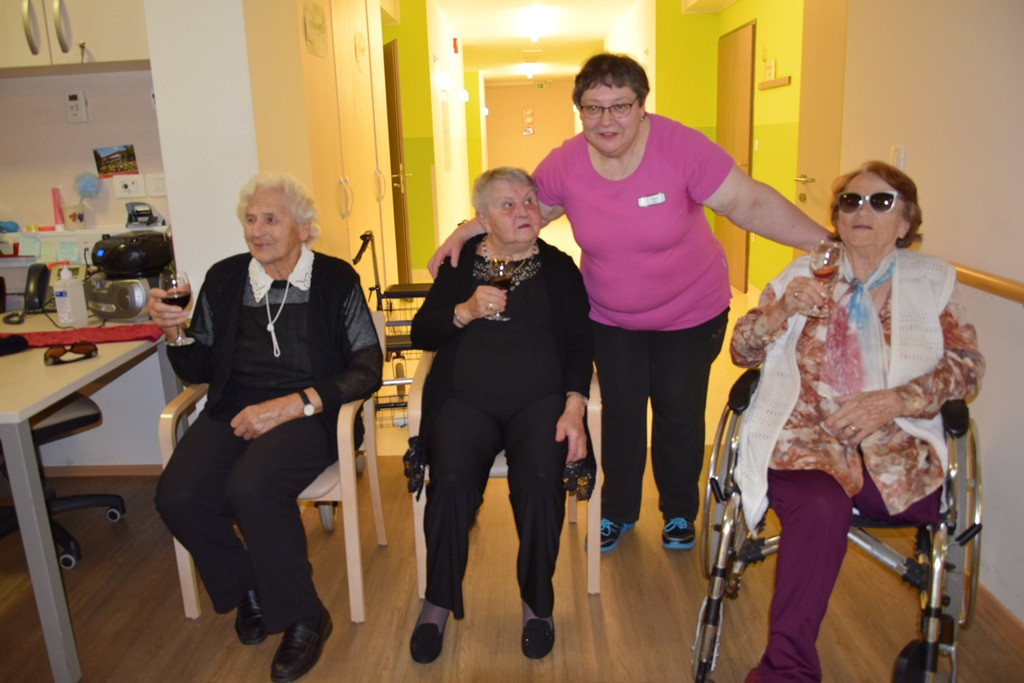 Novoletna zabava v domu Viharnik