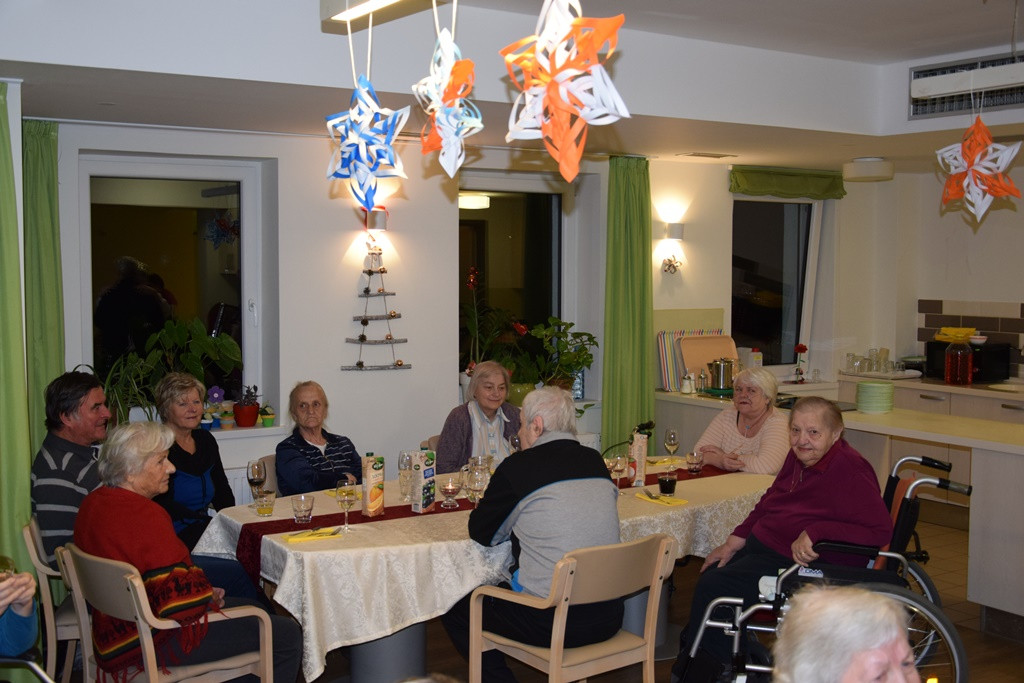 Novoletna zabava v domu Viharnik