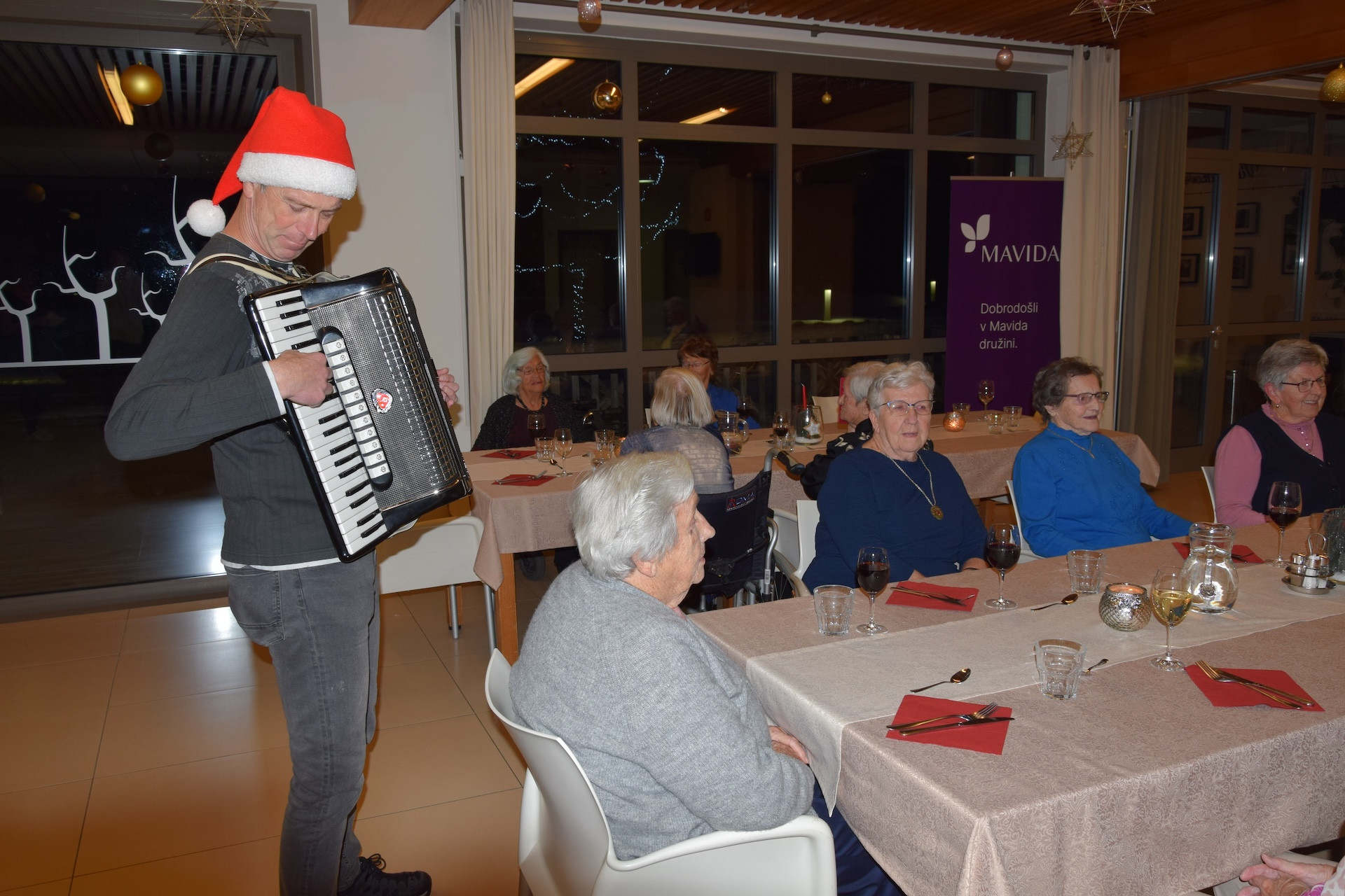 Novoletna zabava za stanovalce