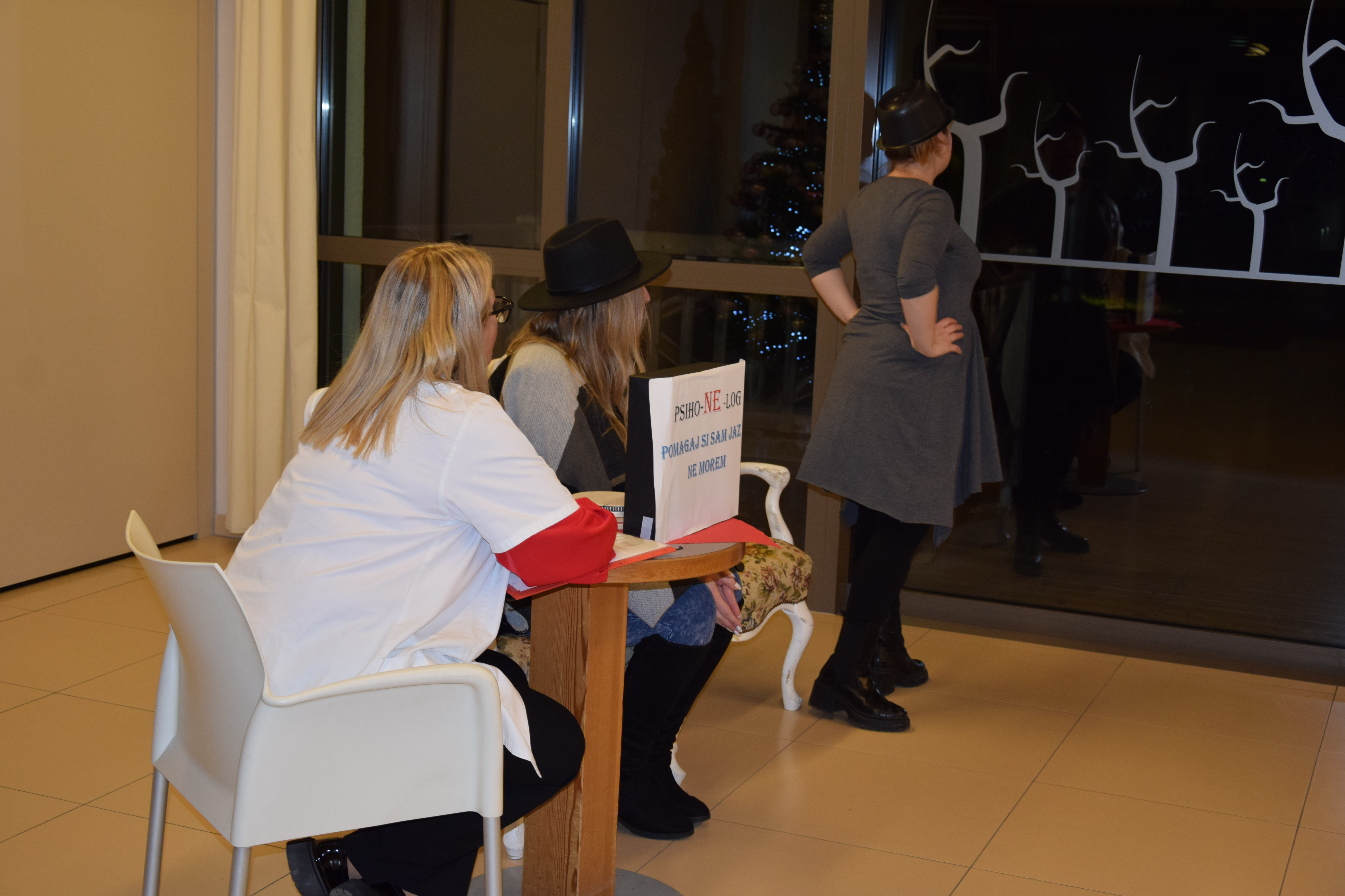 Novoletna zabava za stanovalce po skupinah