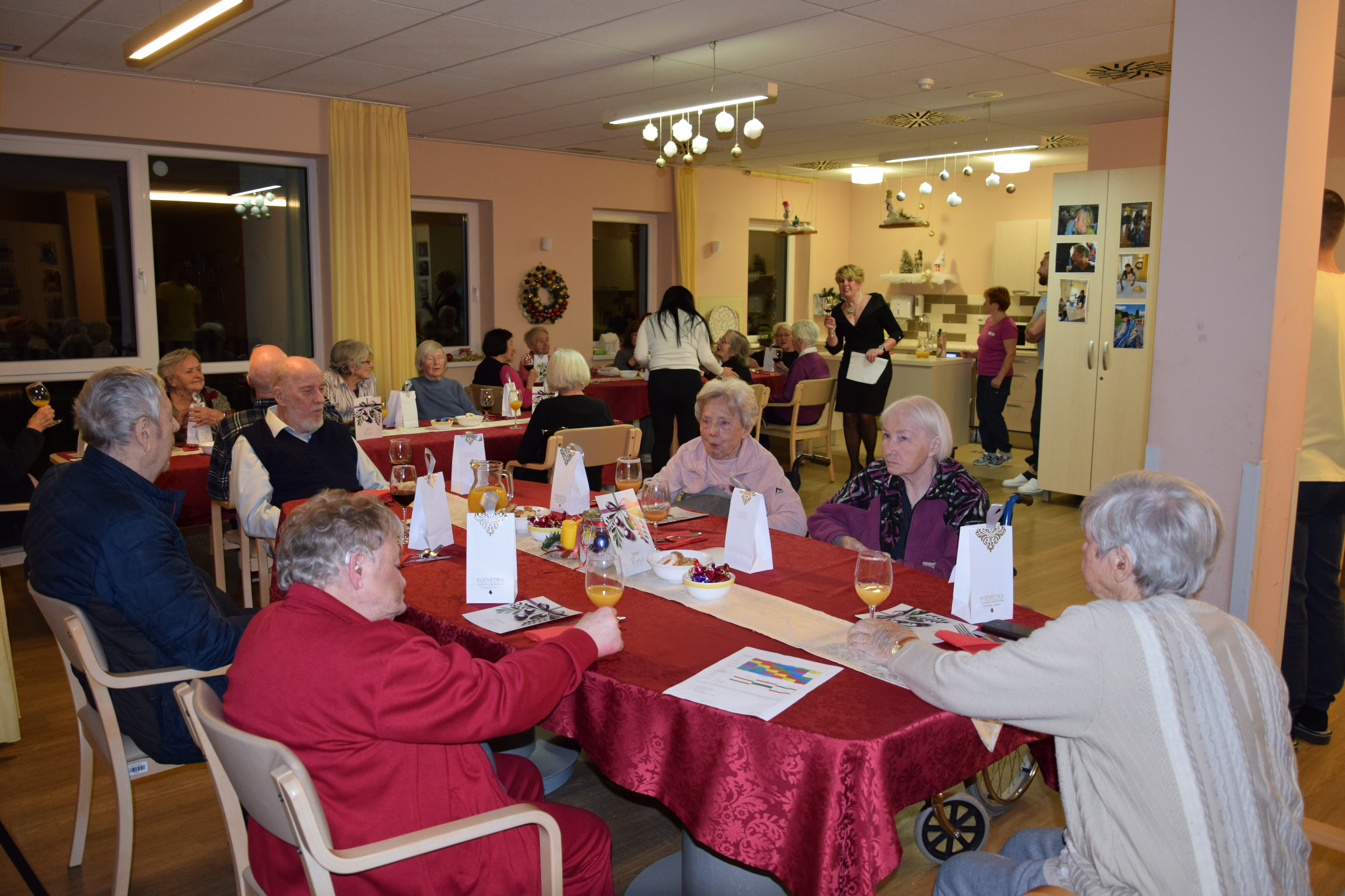 Novoletna zabava za stanovalce po skupinah