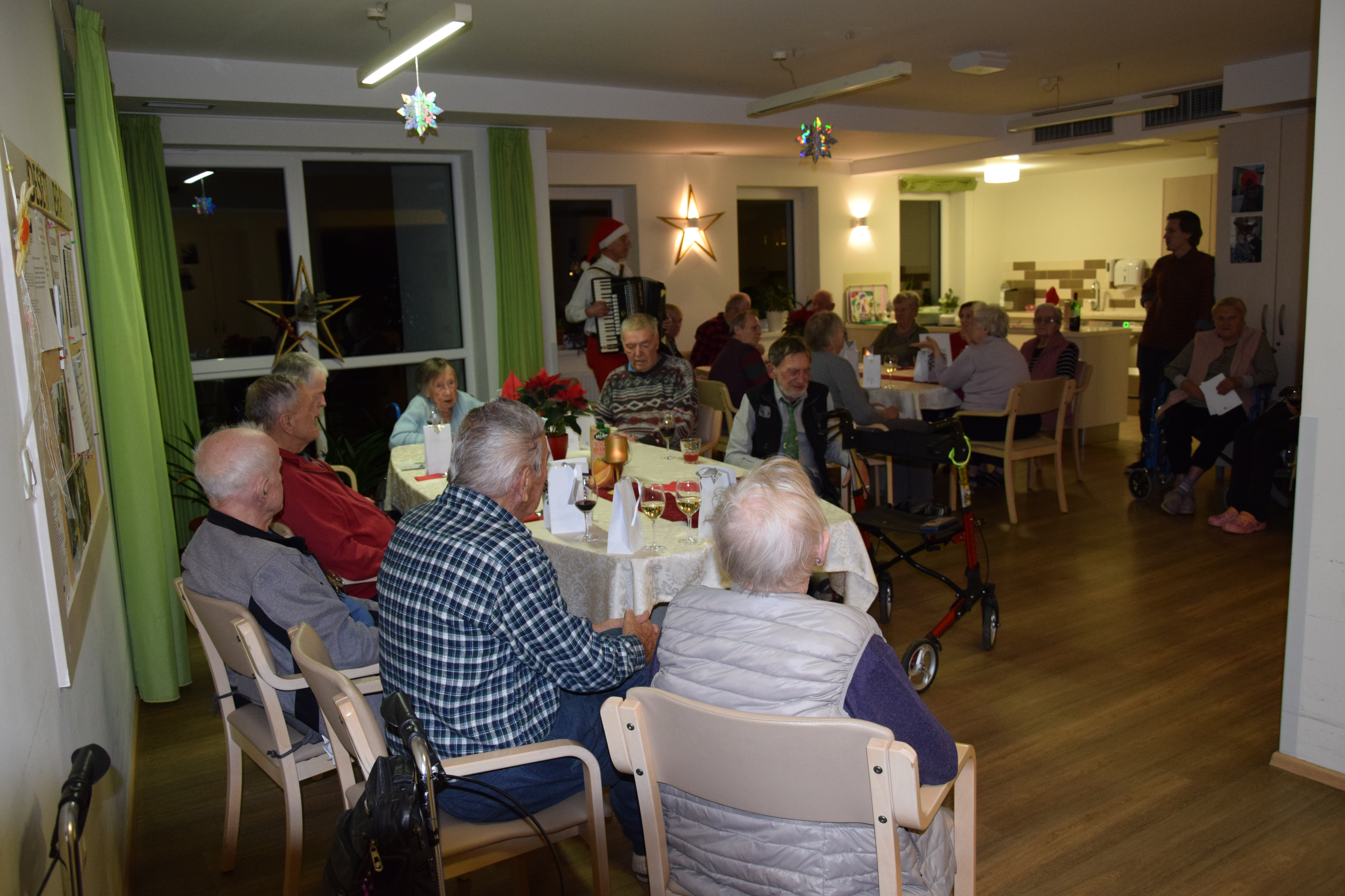 Novoletna zabava za stanovalce po skupinah