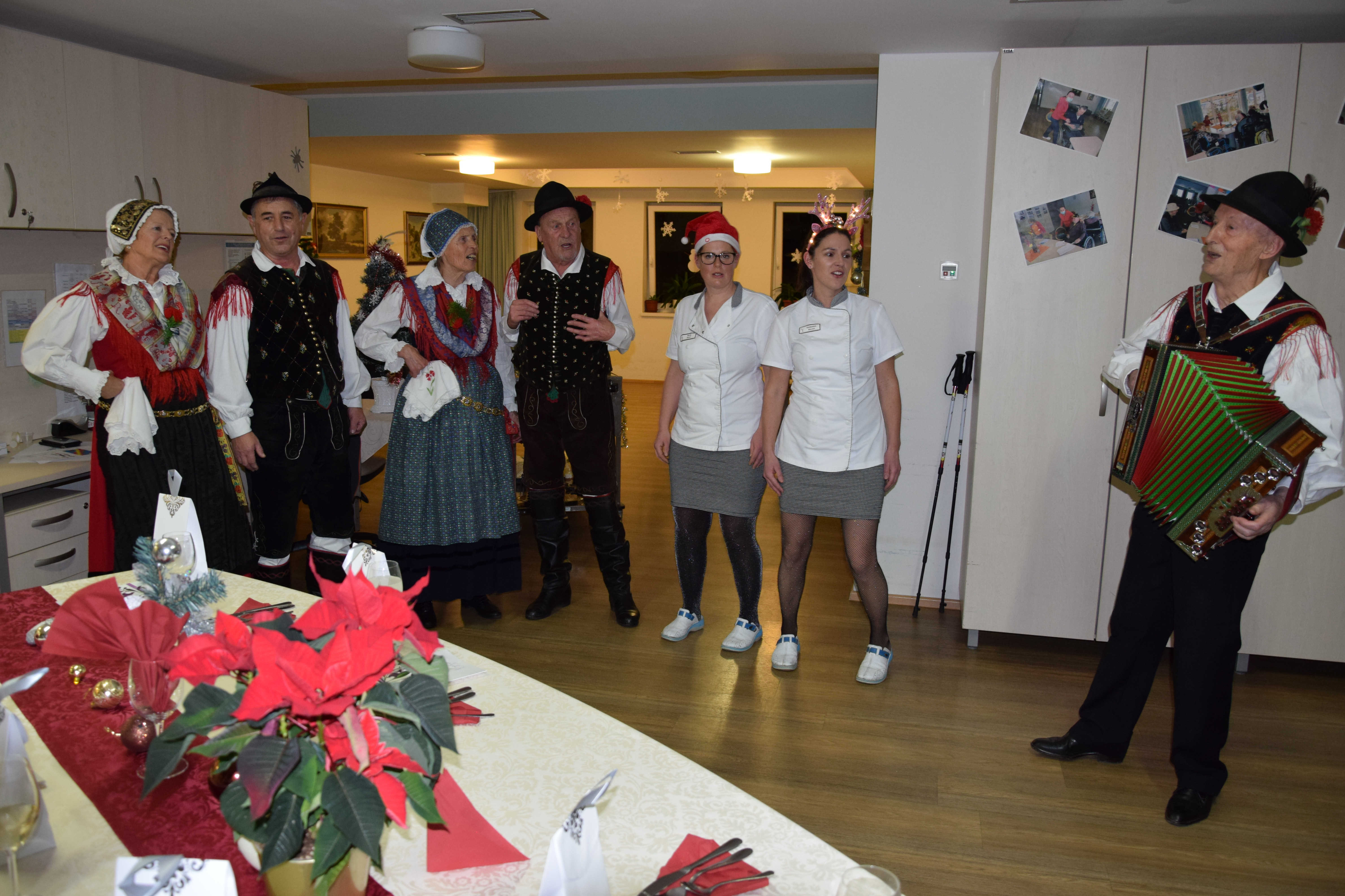 Novoletna zabava za stanovalce po skupinah