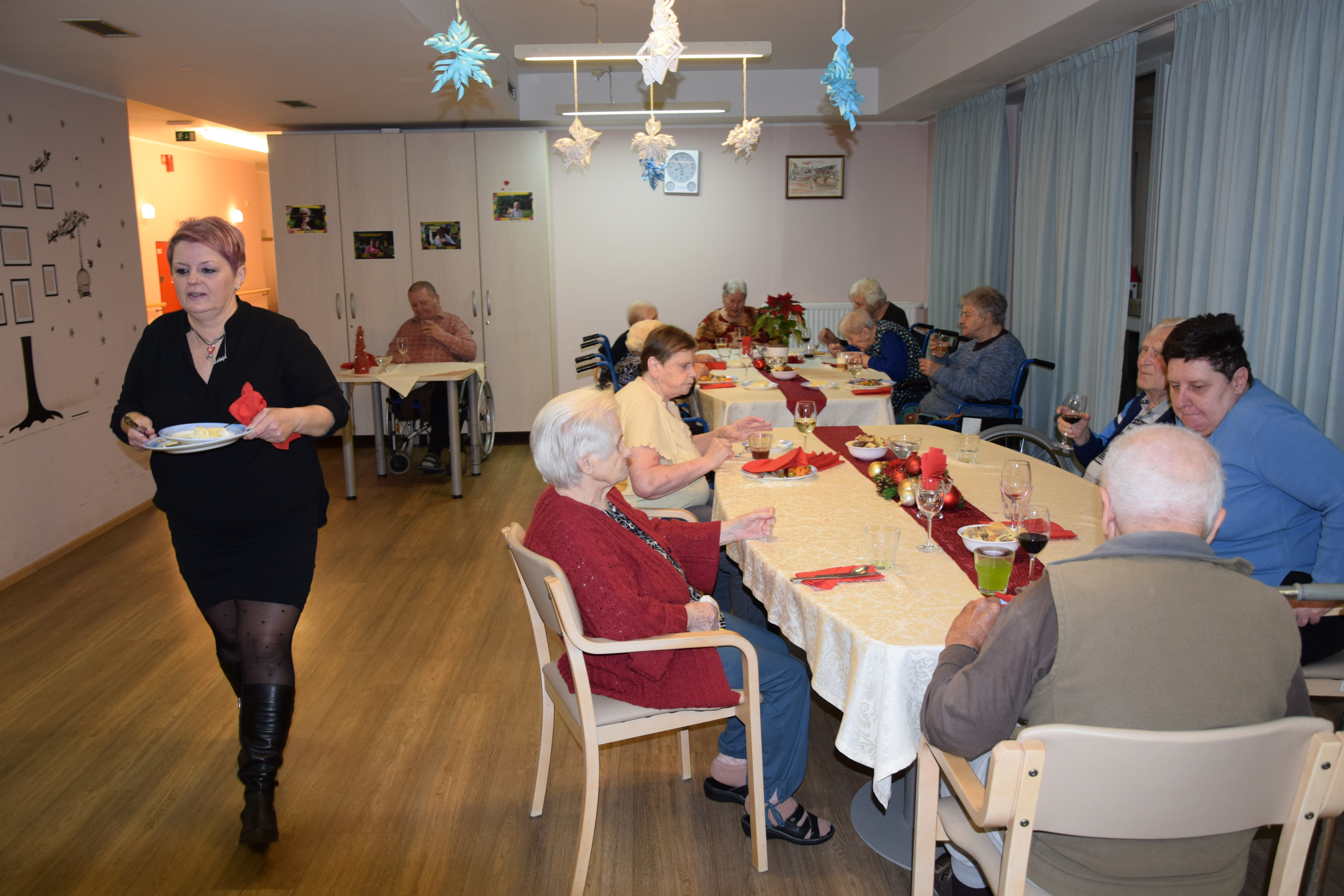 Novoletna zabava za stanovalce po skupinah