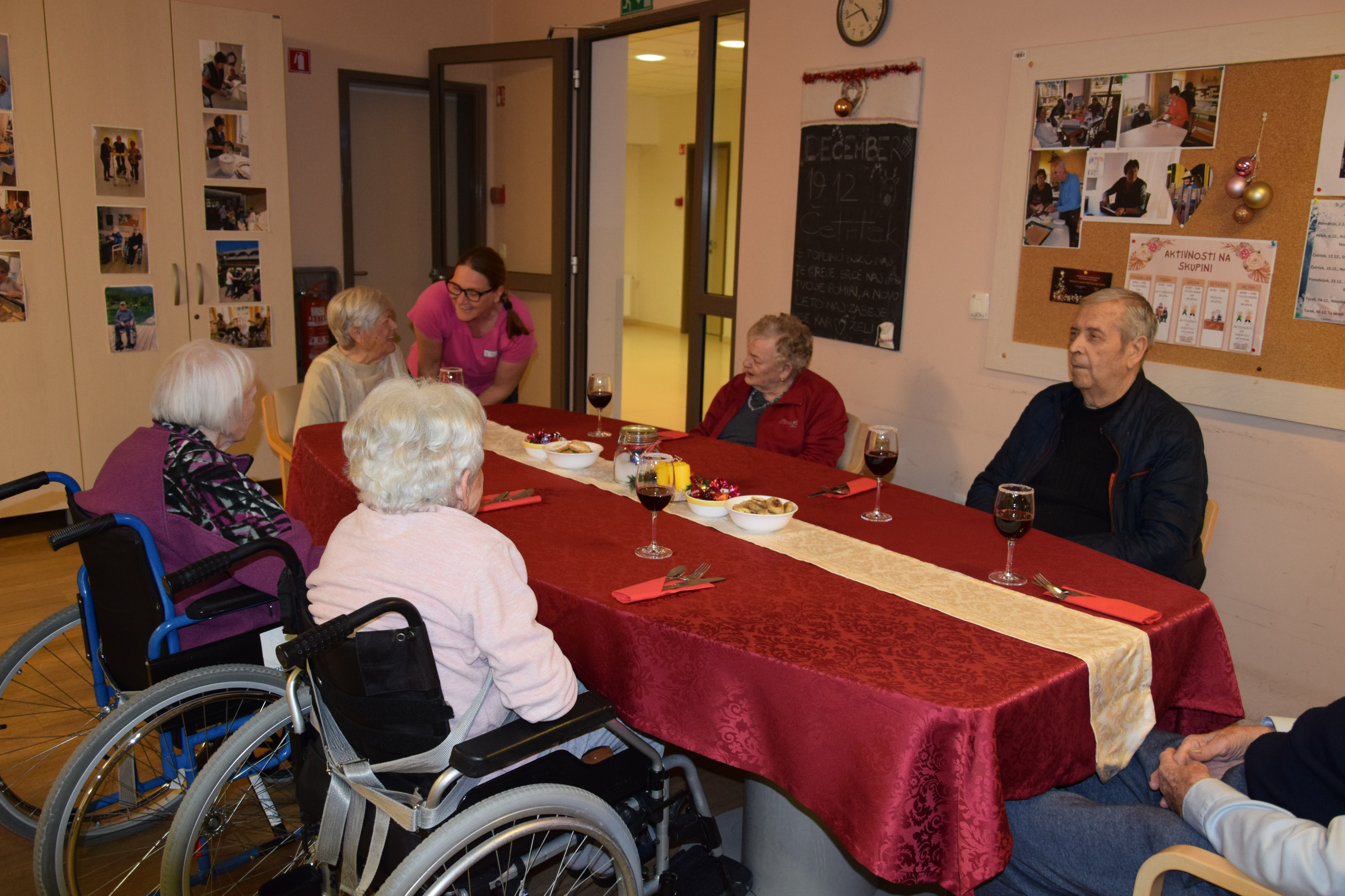 Novoletna zabava za stanovalce po skupinah