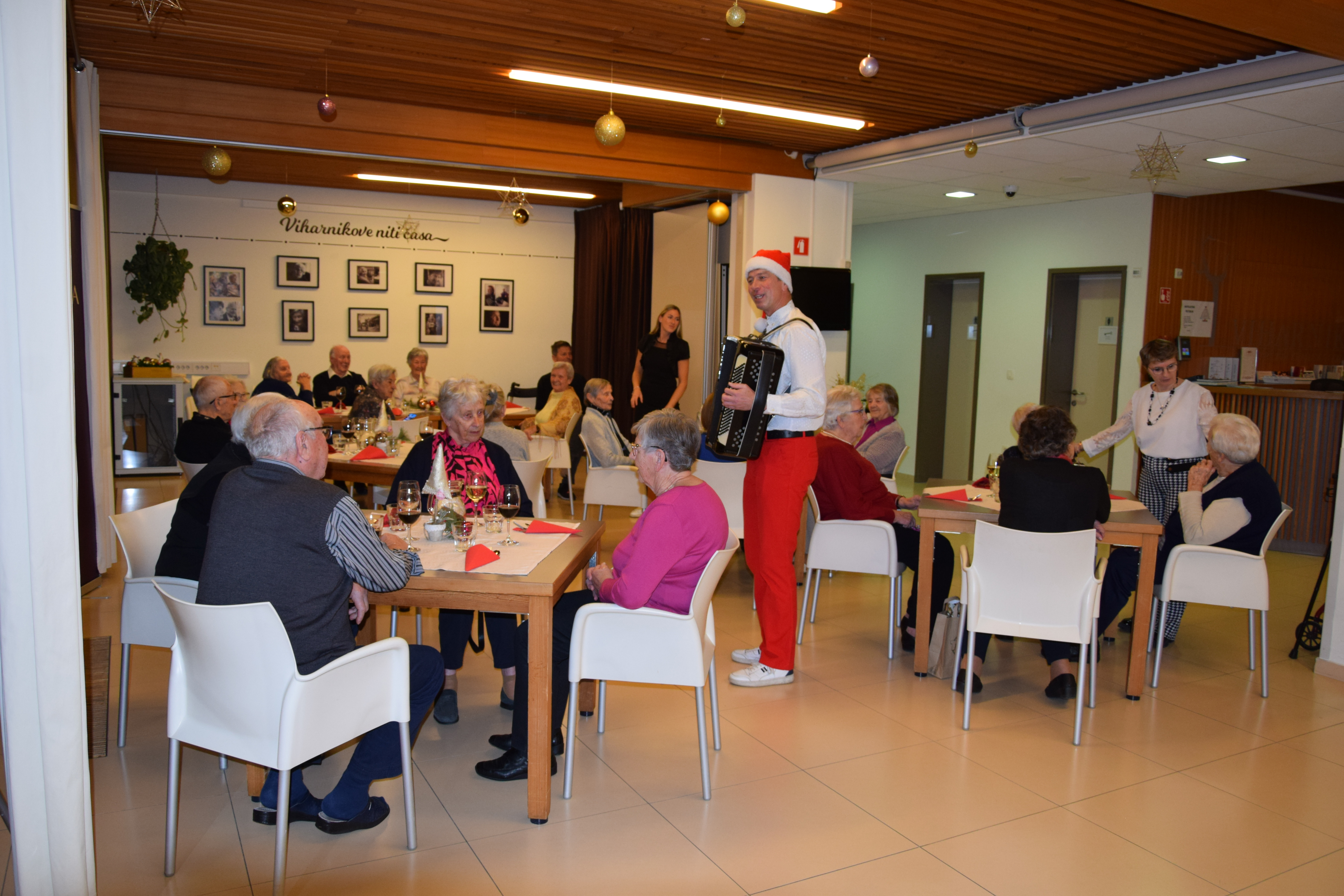 Novoletna zabava za stanovalce po skupinah