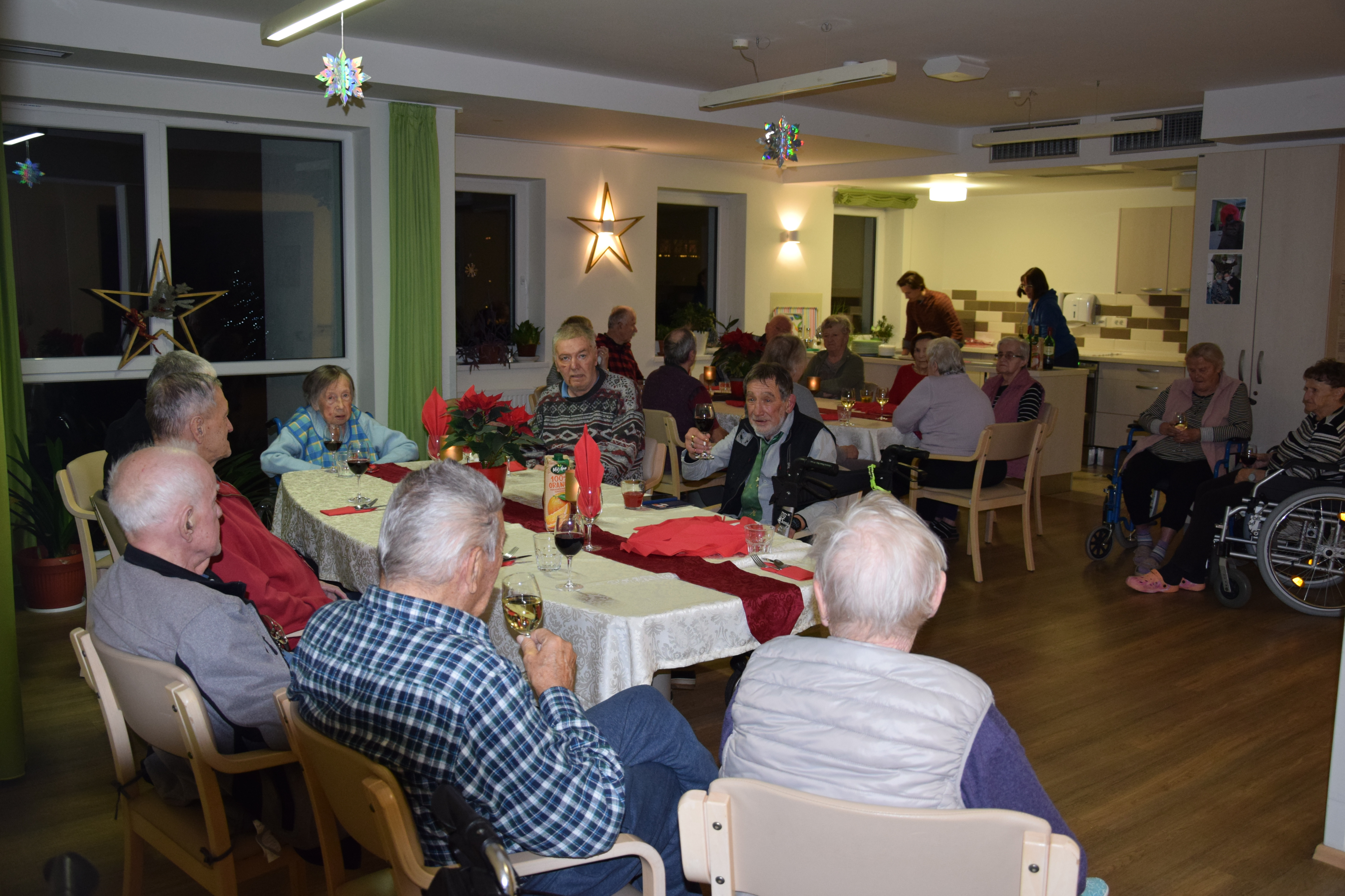 Novoletna zabava za stanovalce po skupinah