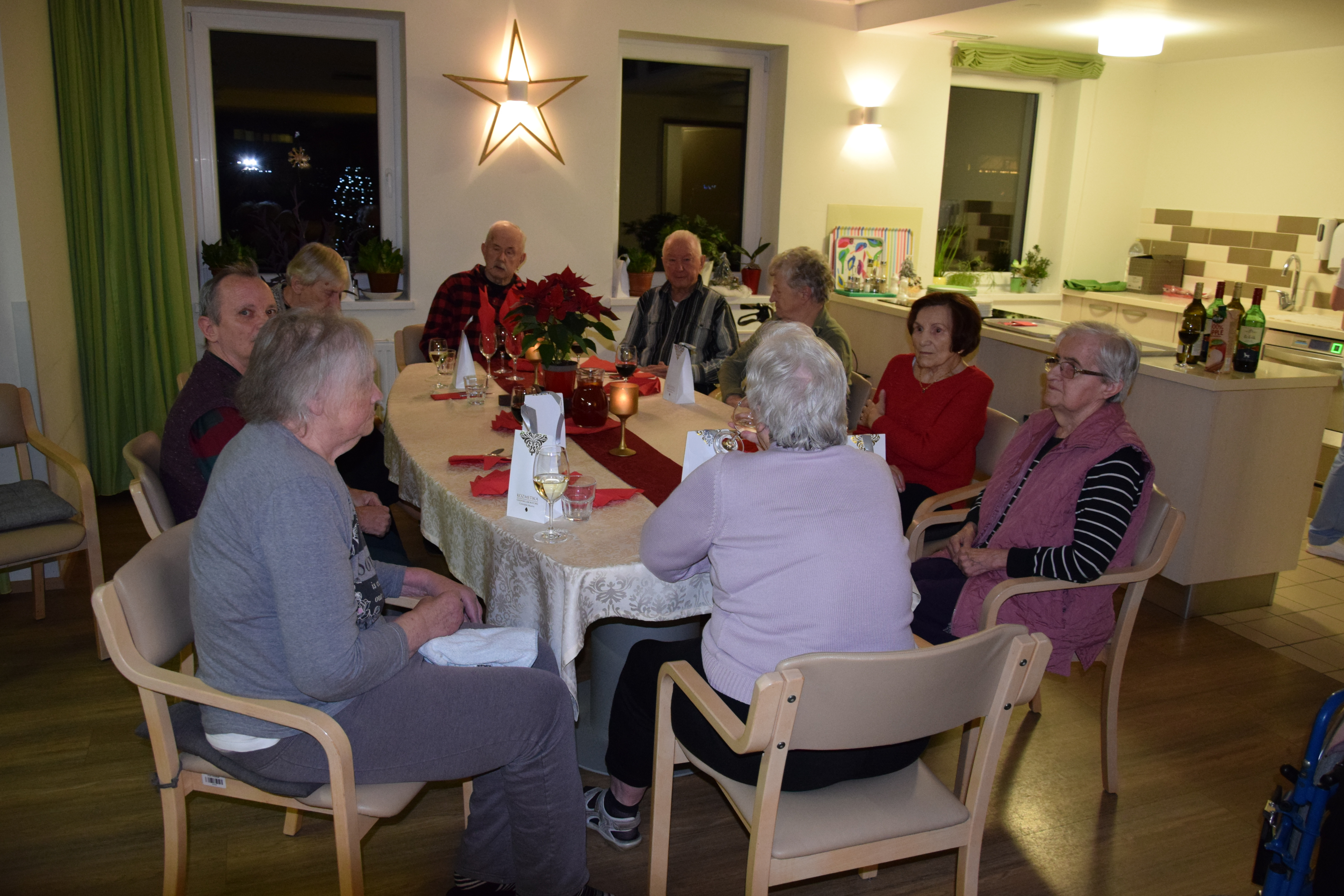 Novoletna zabava za stanovalce po skupinah